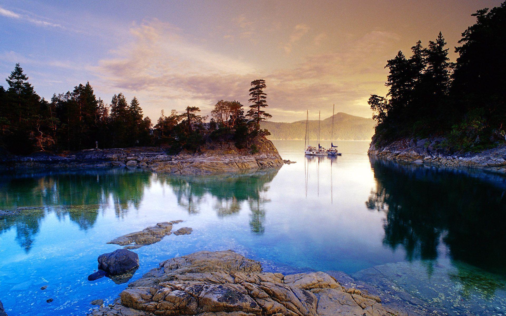Daily Wallpaper: Beautiful Canadian Lakes. I Like To Waste My Time