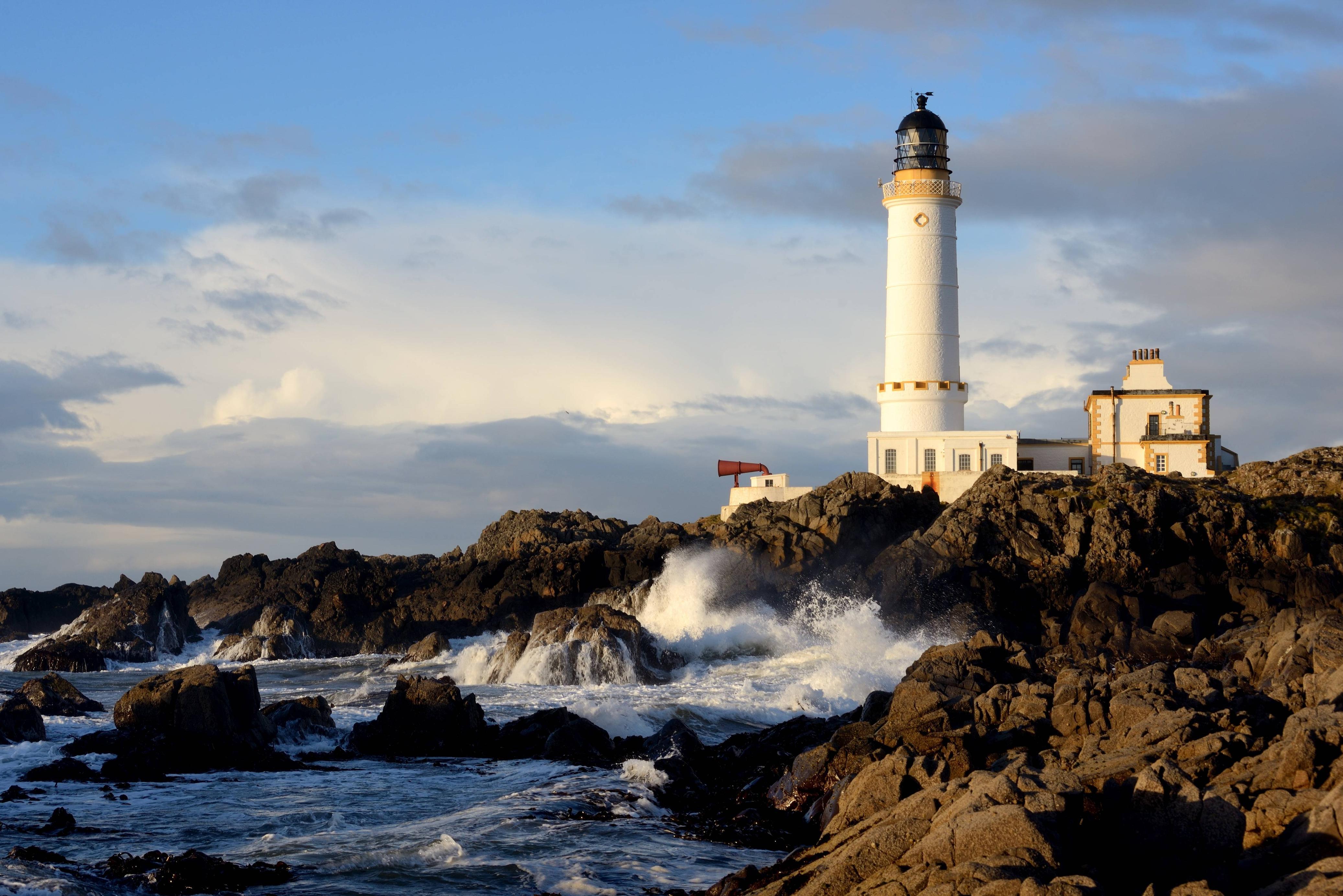 Download wallpaper lighthouse, Scotland, sky, corsewall lighthouse