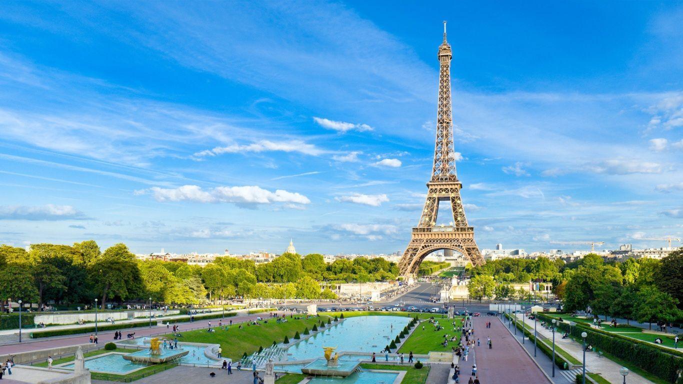 Eiffel Tower HD wallpaper. Latest Tips and Tricks