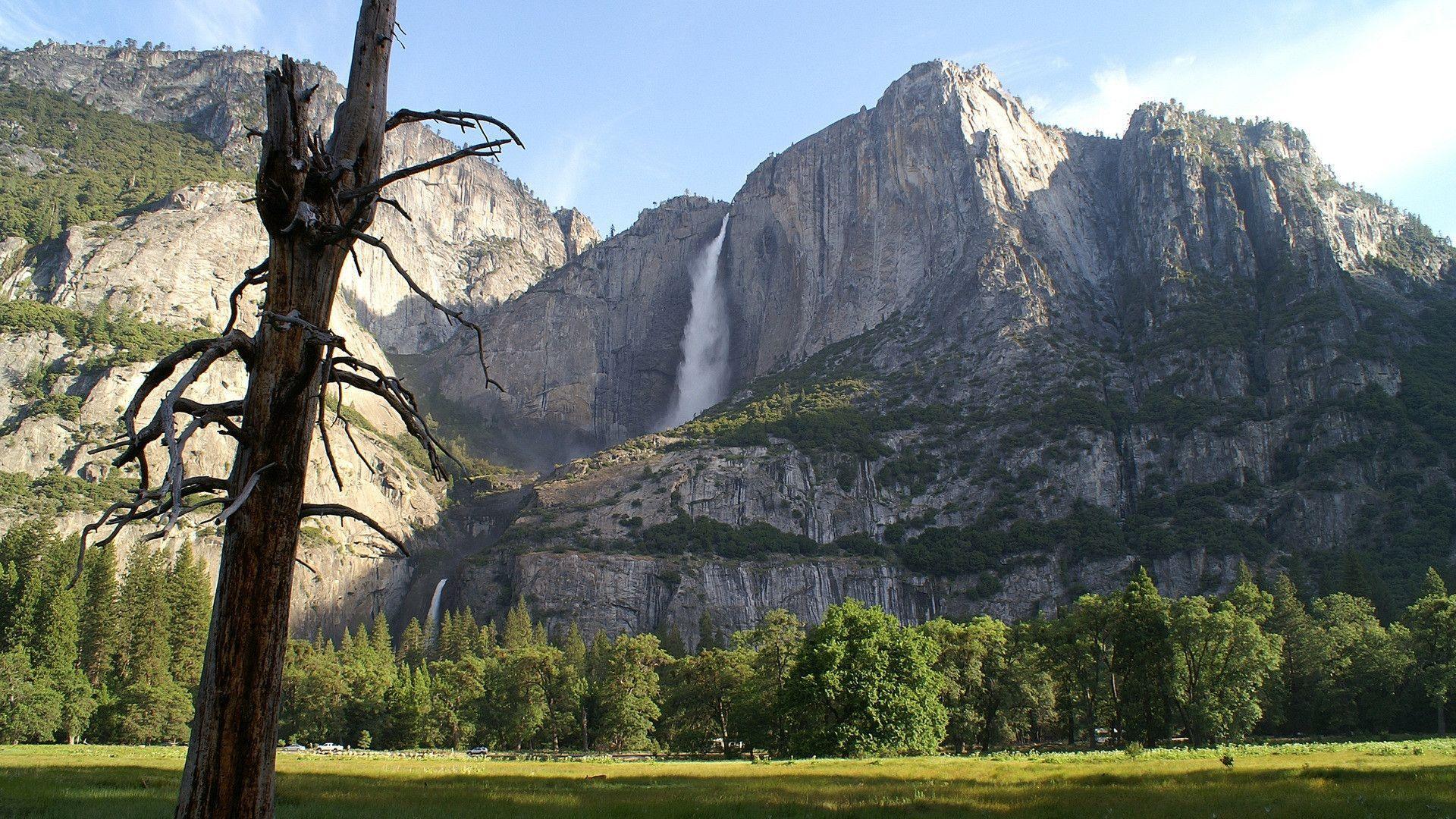 Yosemite Falls Nature