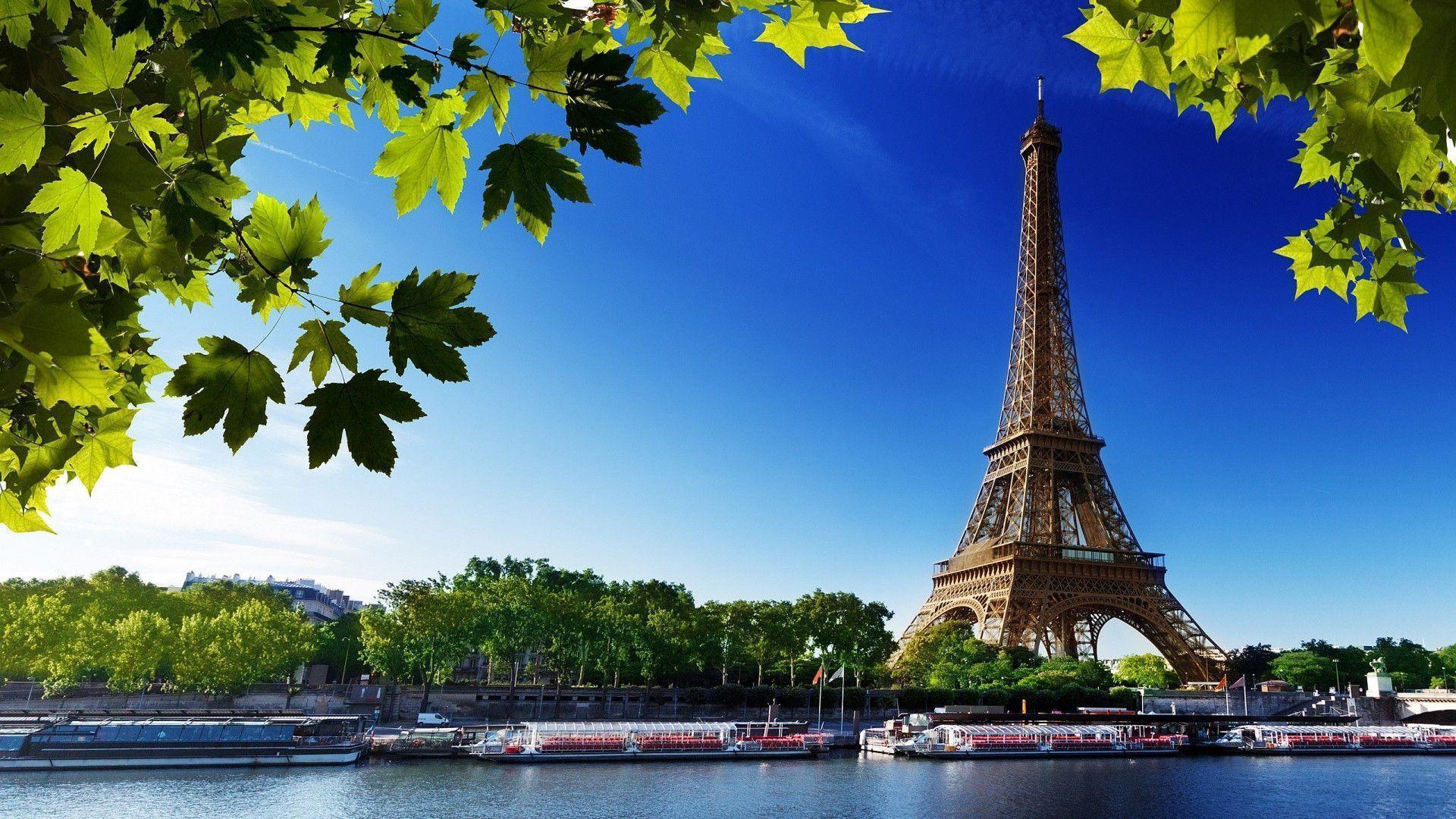 Eiffel Tower Summer Wallpaper