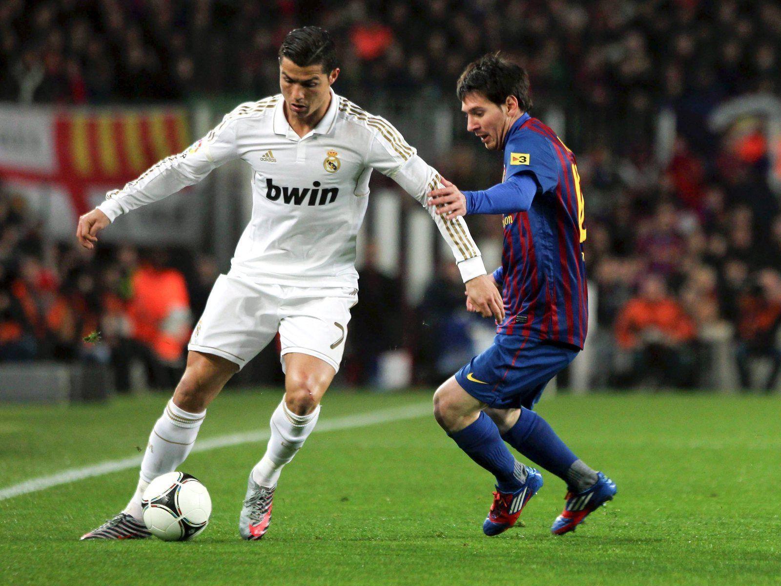 Ronaldo Vs Messi 2015 Wallpaper. Free PSP Themes Wallpaper