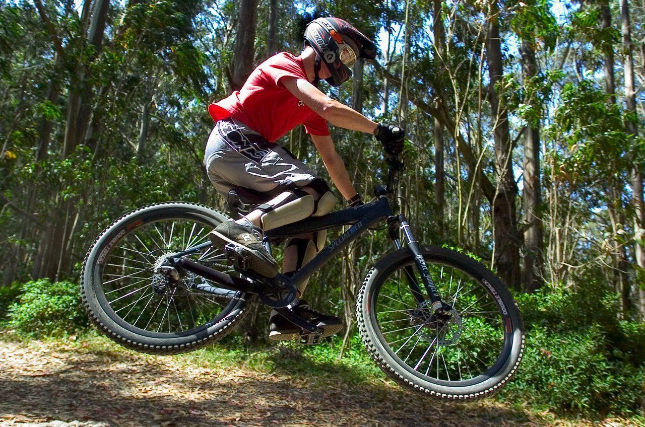 Downhill Mountain Bike Photo 1576 High Resolution. download all