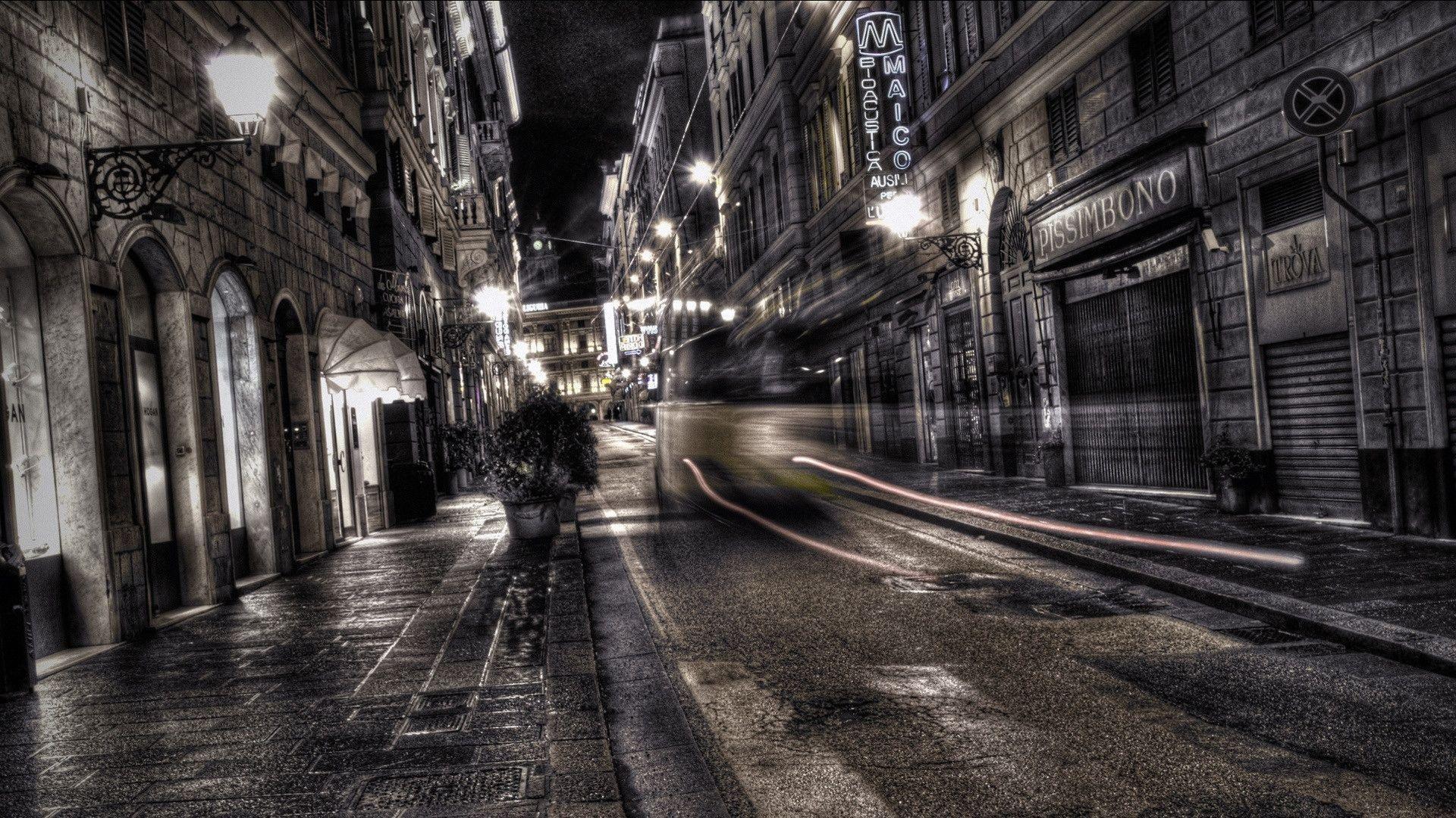 Download City Street Night Wallpaper