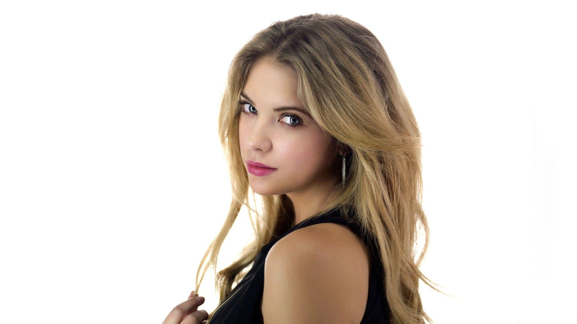 Ashley Benson Wallpapers - Wallpaper Cave