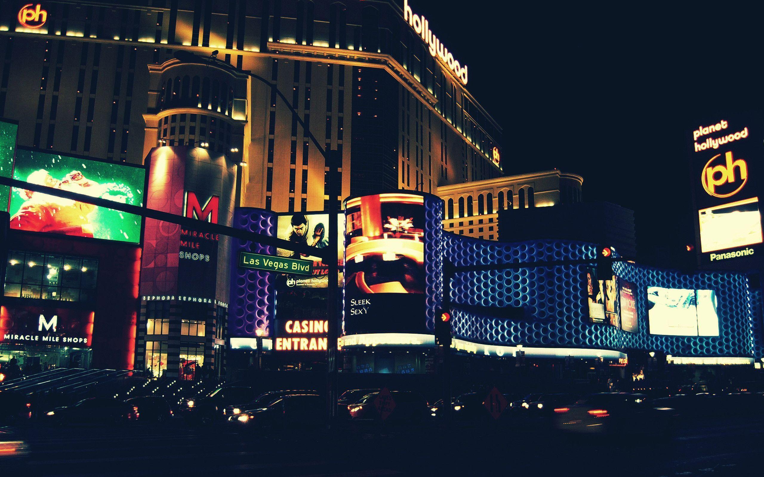 Las Vegas At Night Wallpaper