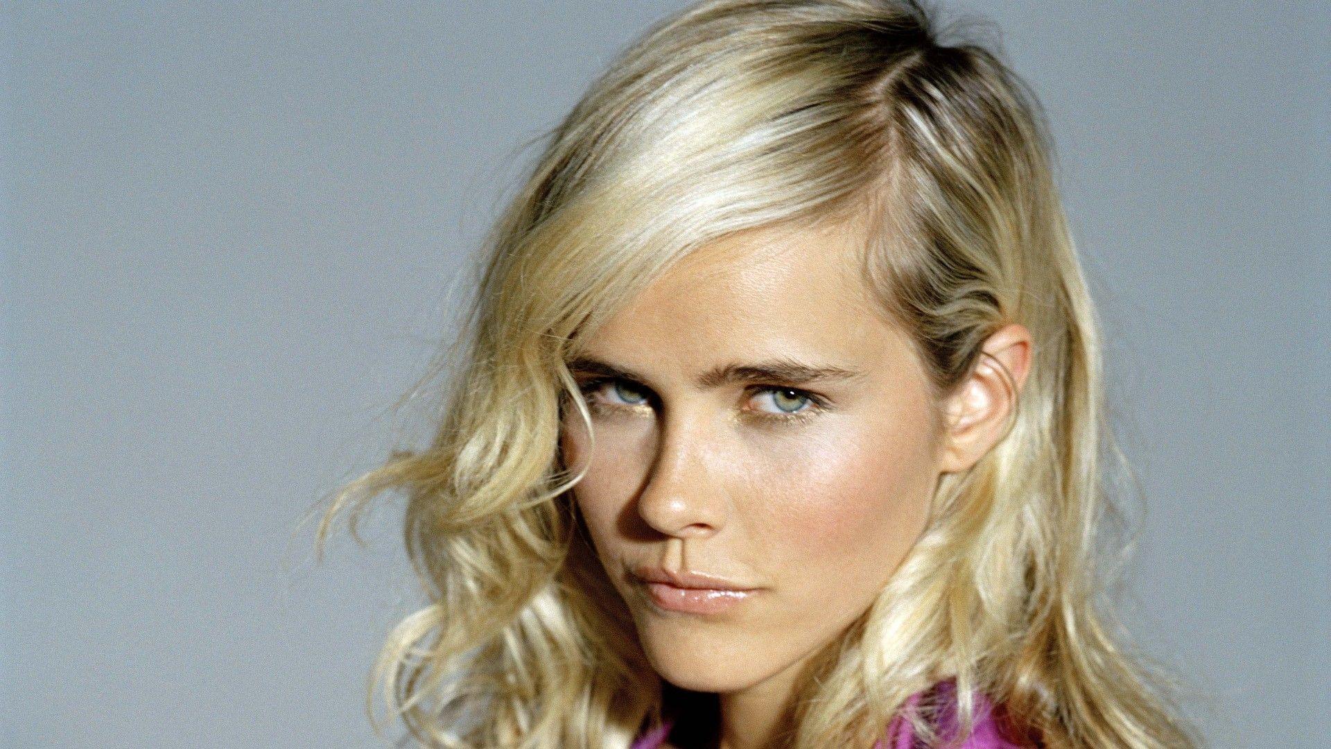 Isabel Lucas Wallpaper. Daily inspiration art photo, picture