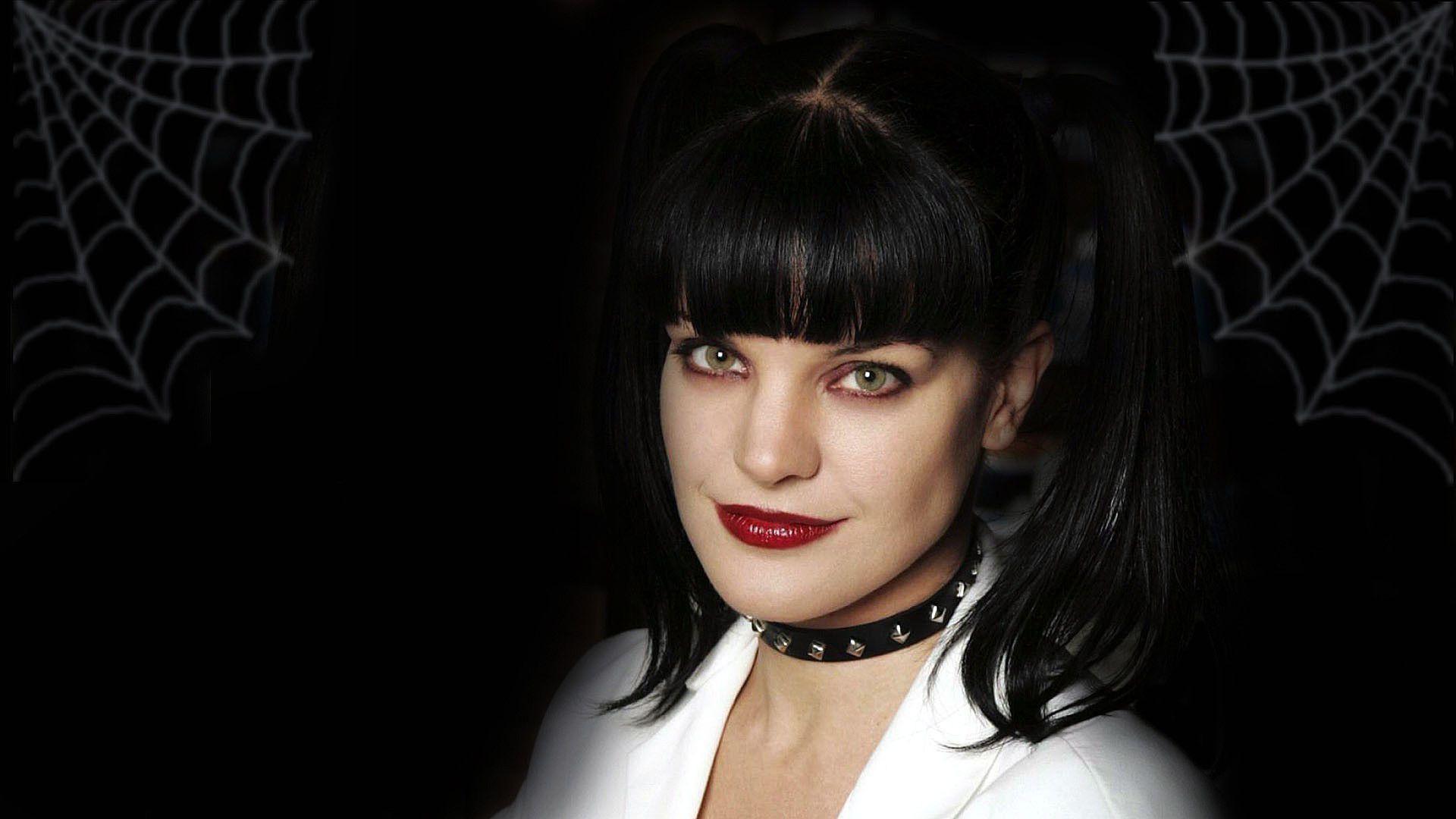 Pauley Perrette photo and wallpaper