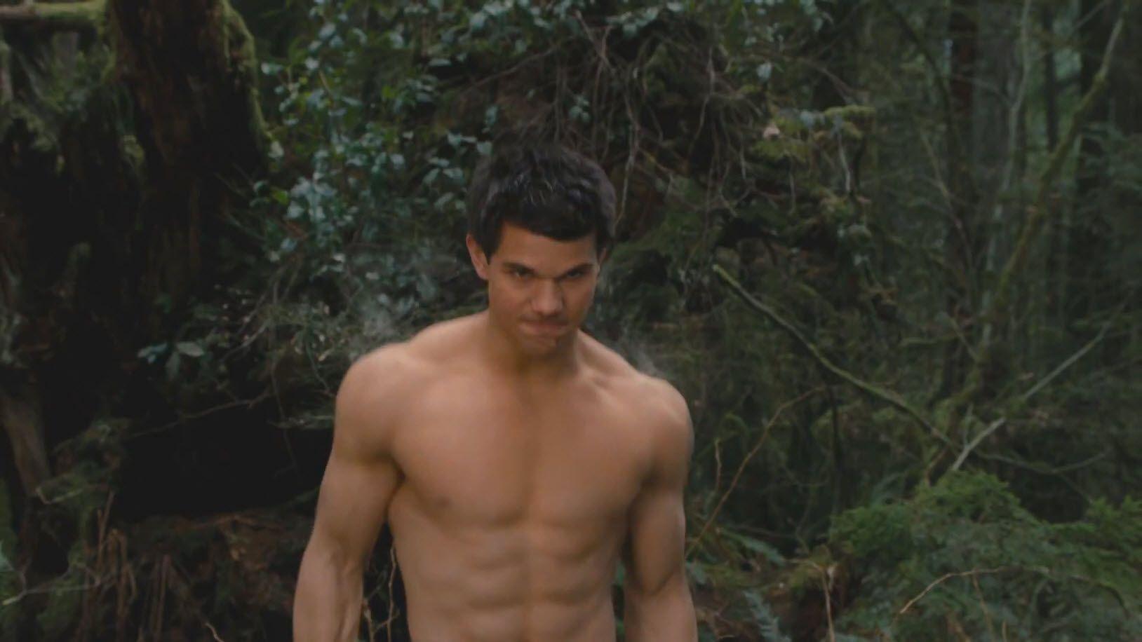 image For > Taylor Lautner 2013 Shirtless