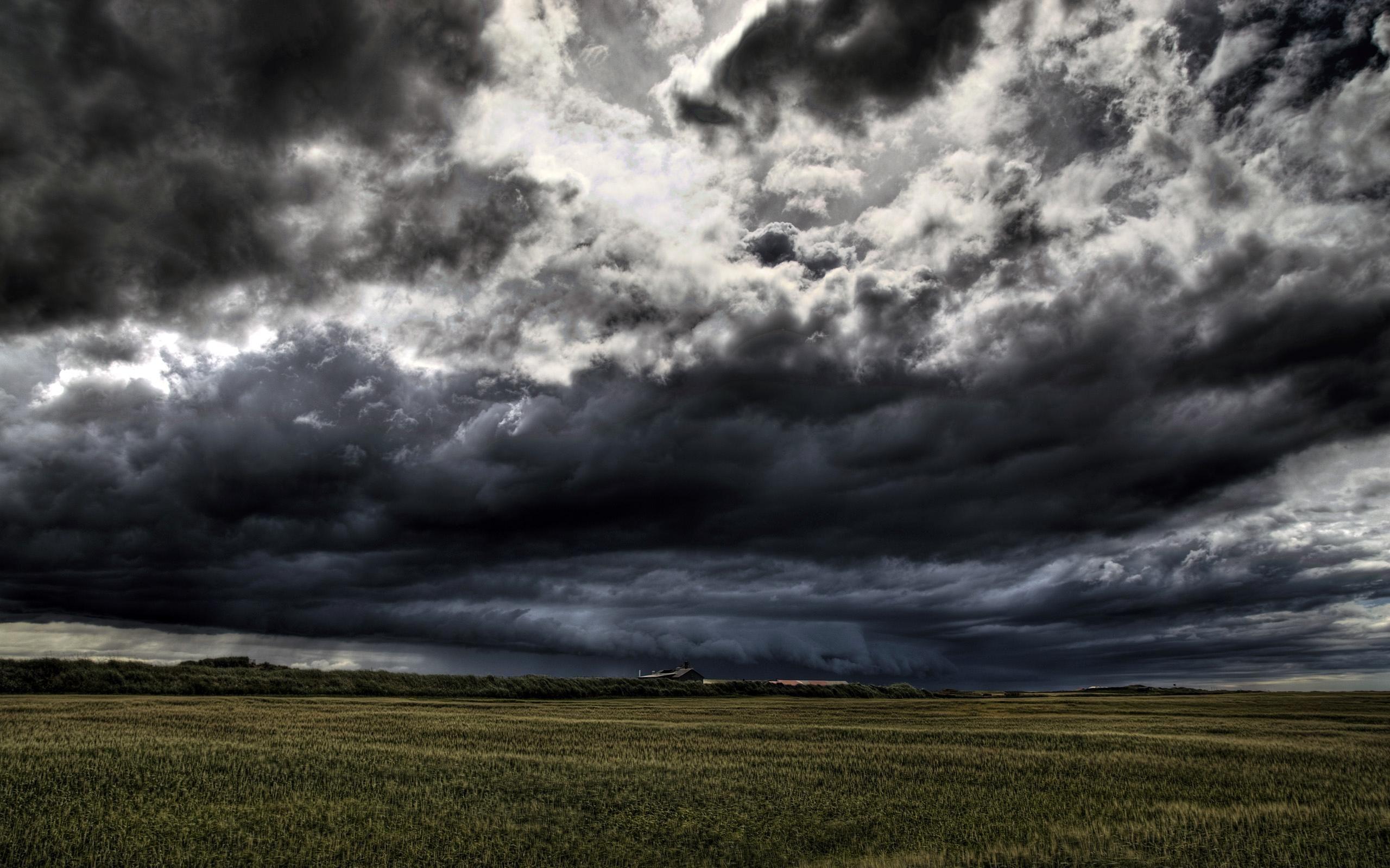 Dark clouds from clear sky suddenly theme wallpaper free desktop