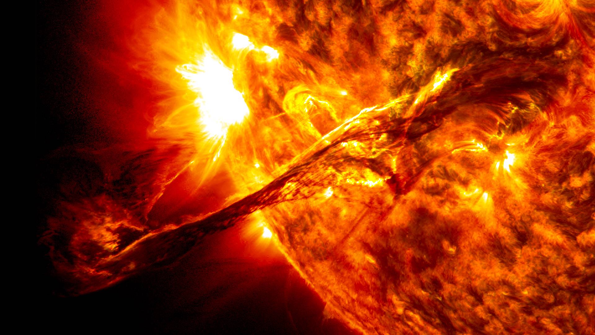 Solar Flare Wallpapers - Wallpaper Cave
