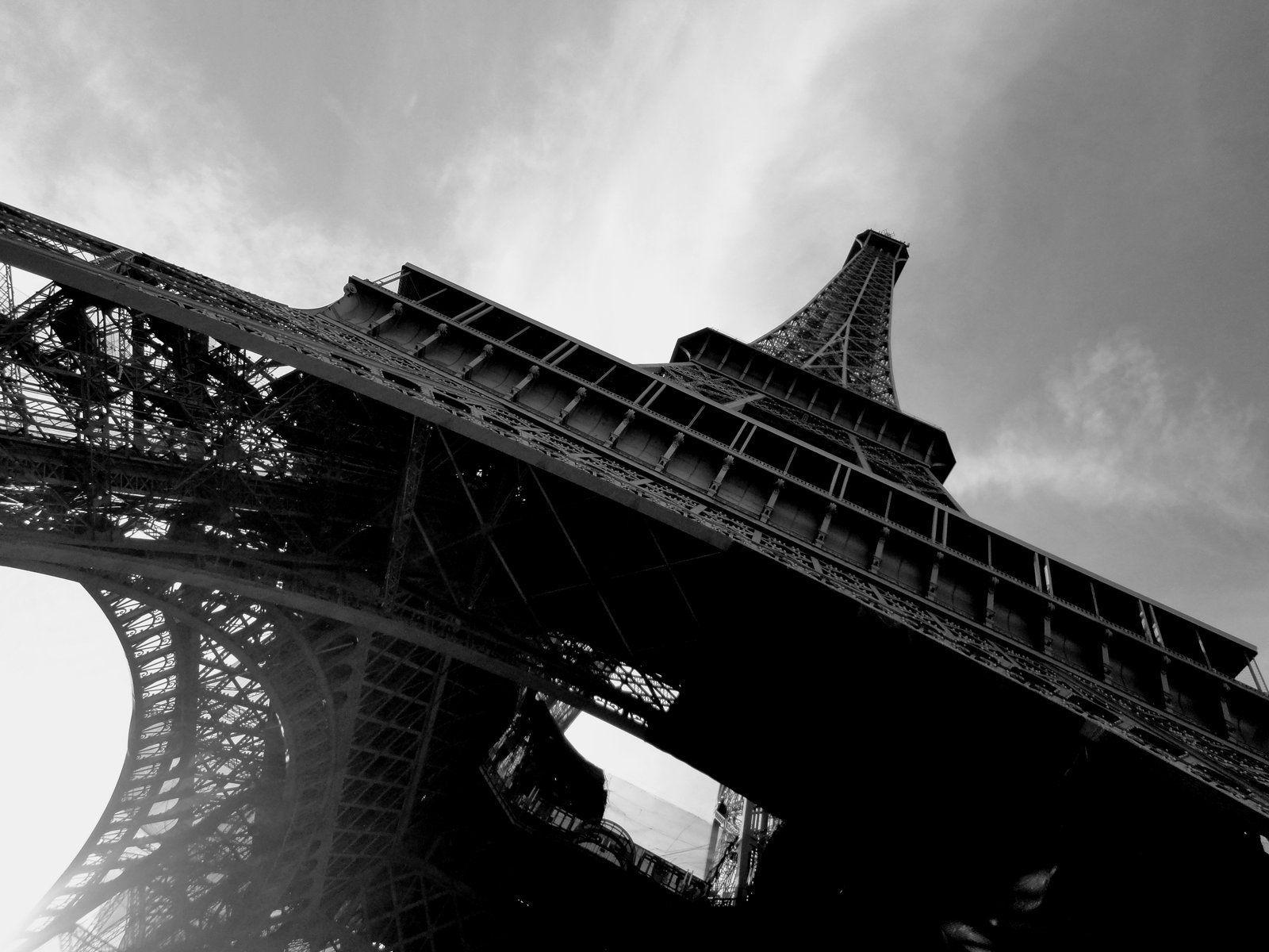 Eiffel Tower Architecture Photography Black And White HD Wallpaper