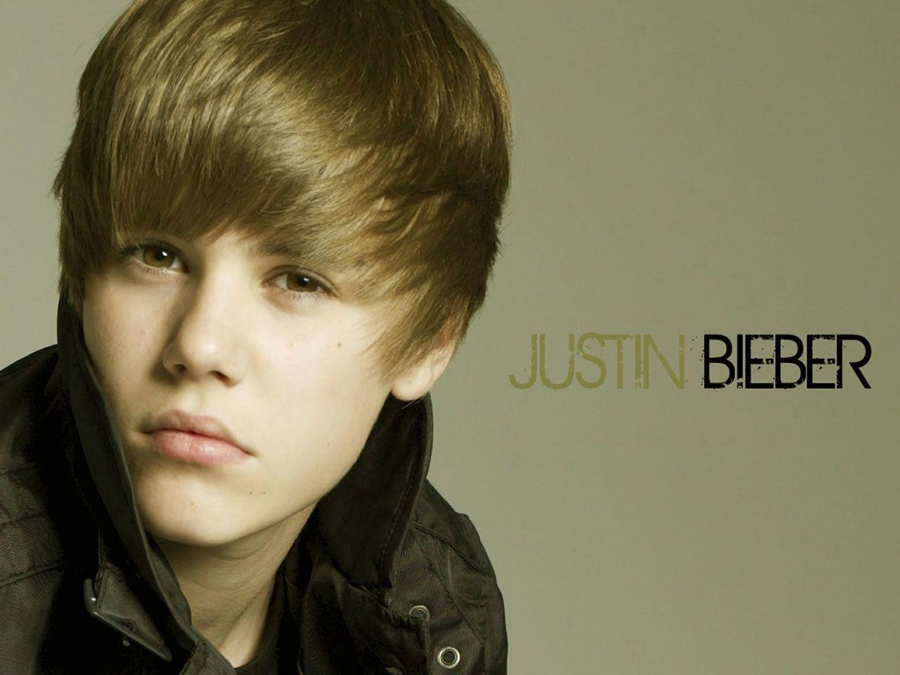 Justin Bieber. Free PSP Themes Wallpaper