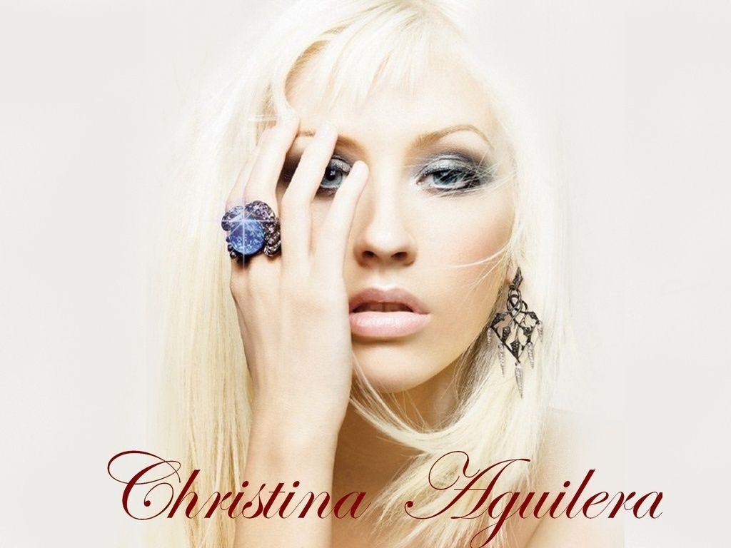 Lovely Christina Wallpaper Aguilera Wallpaper