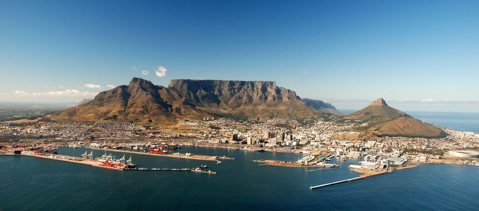 Table mountain in cape town south africa wallpaper Stock Free Image