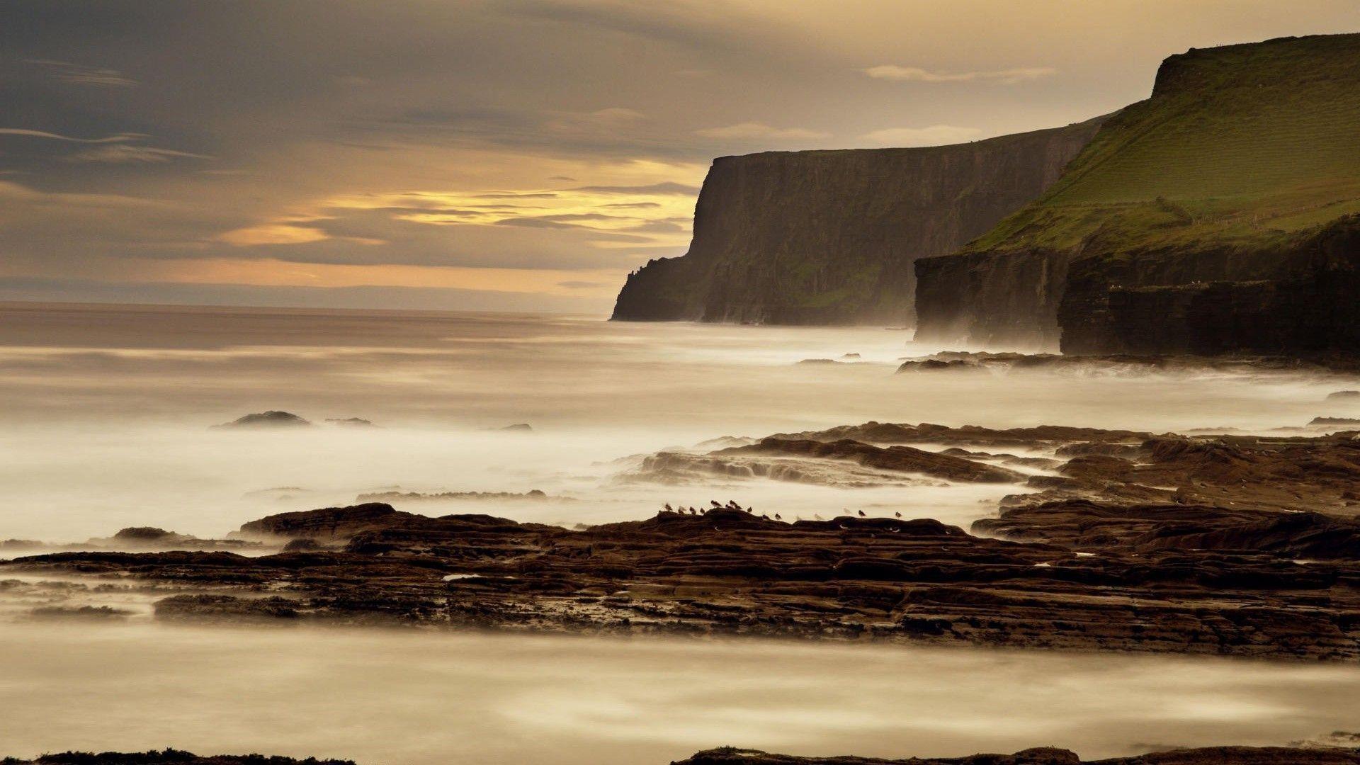 Cliffs of Moher, Ireland wallpaper