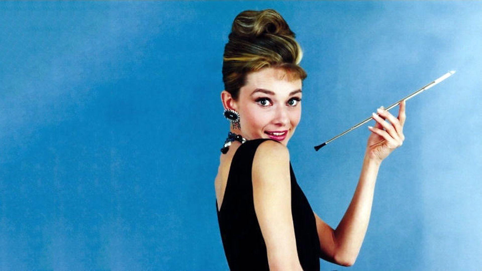 Free Audrey Hepburn Nice Wallpaper Download Background Picture
