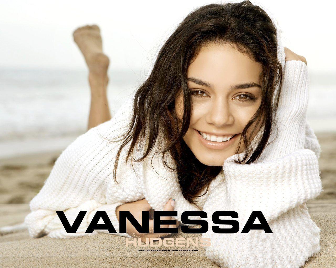image For > Vanessa Hudgens Hot Wallpaper