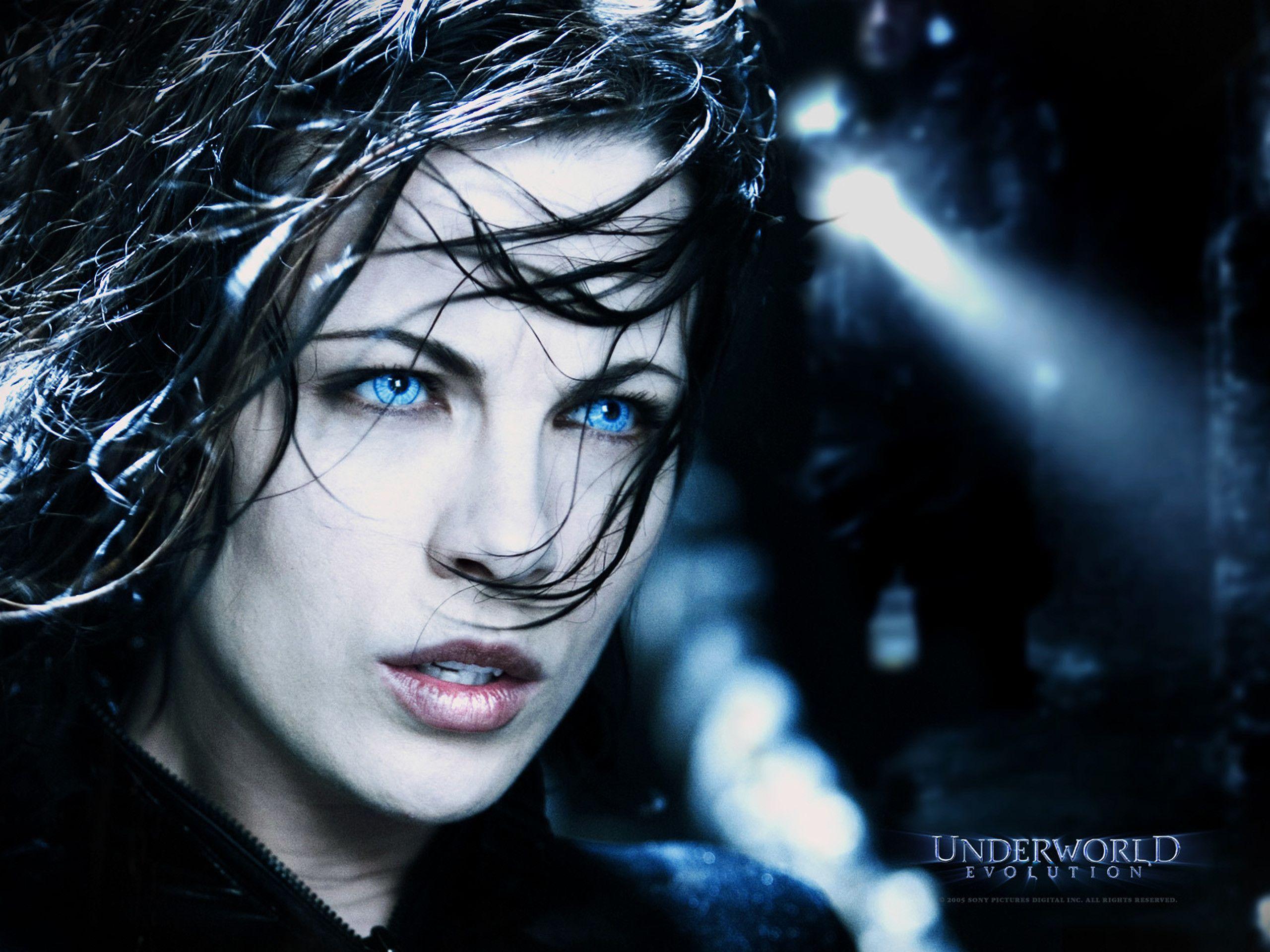 Free Download Kate Beckinsale In Underworld Awakening Wallpaper