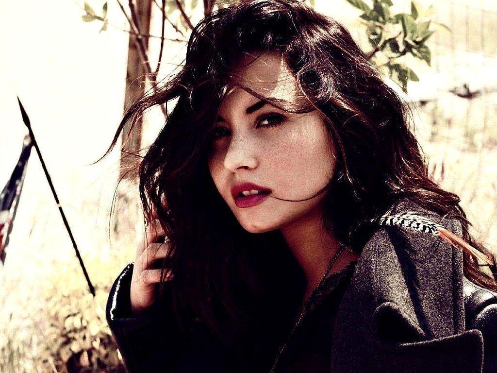 Cute Demi Lovato Image 01. hdwallpaper