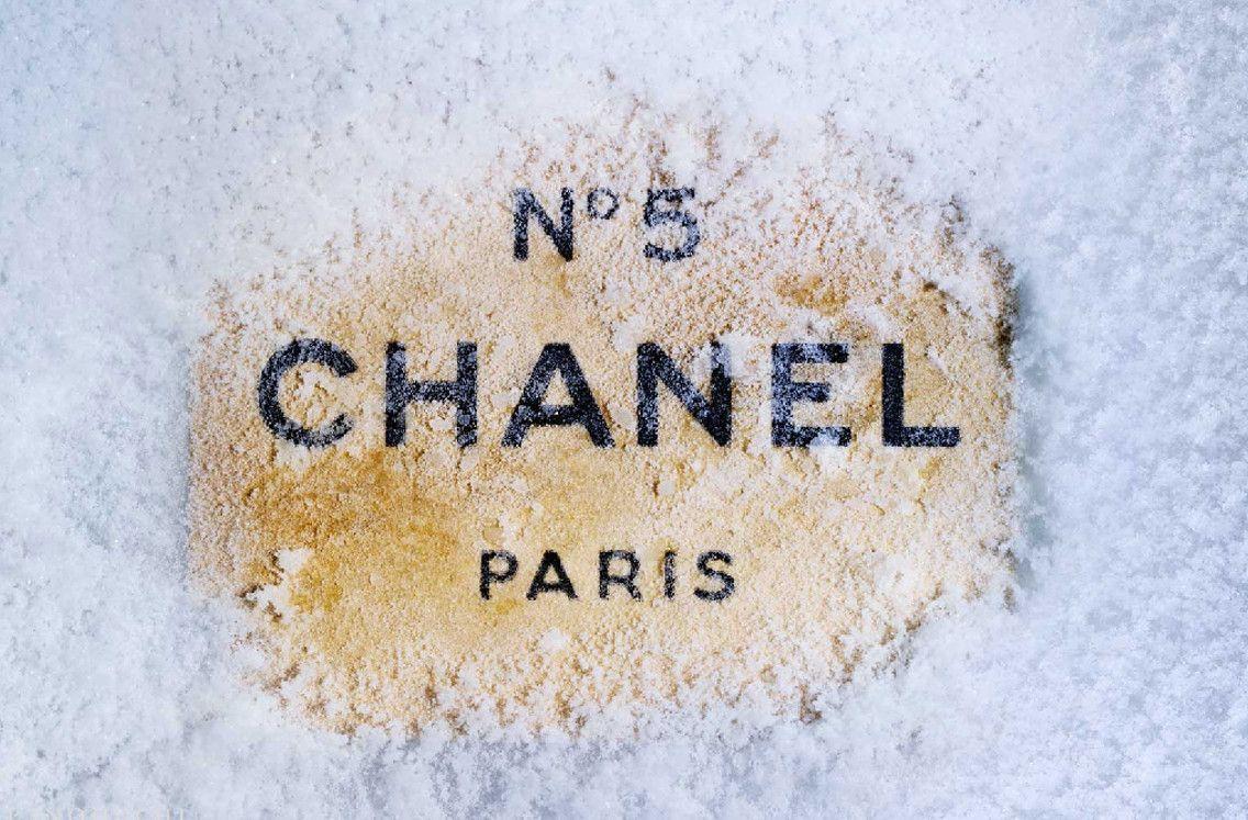 Chanel 5 Winter Wallpaper Background Wallpaper HD