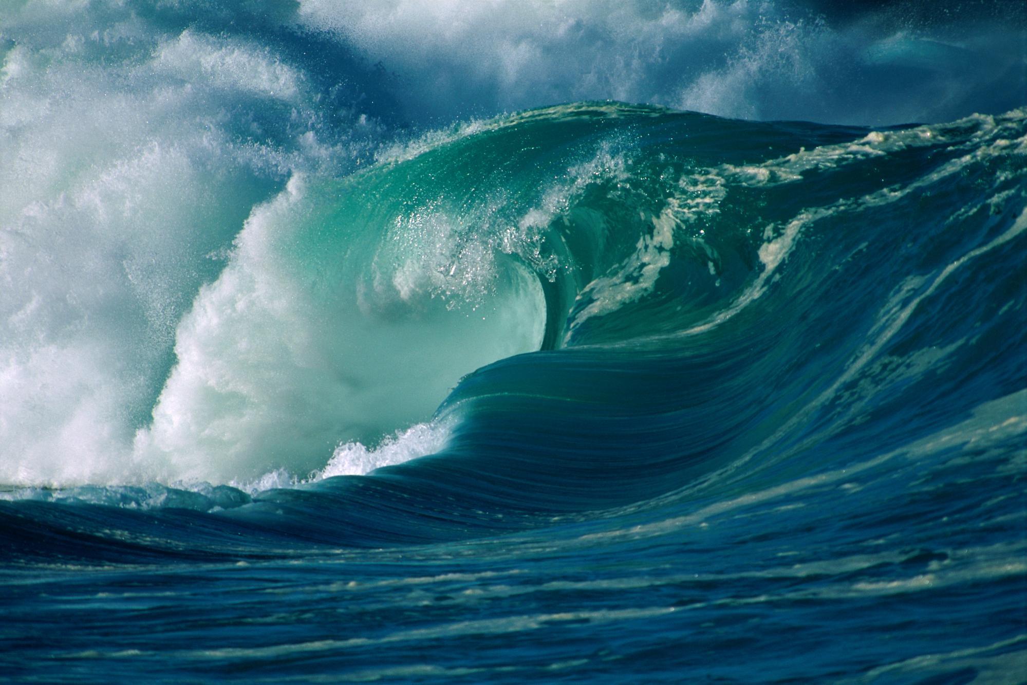 Ocean and big waves ocean waves free desktop background