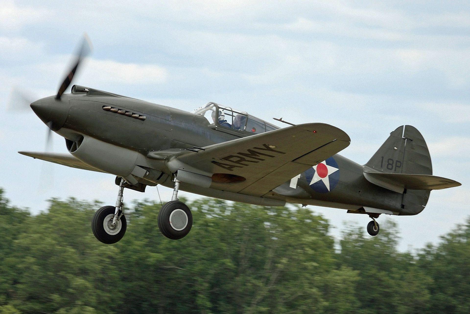 HD Curtiss P 40 Warhawk Wallpaper