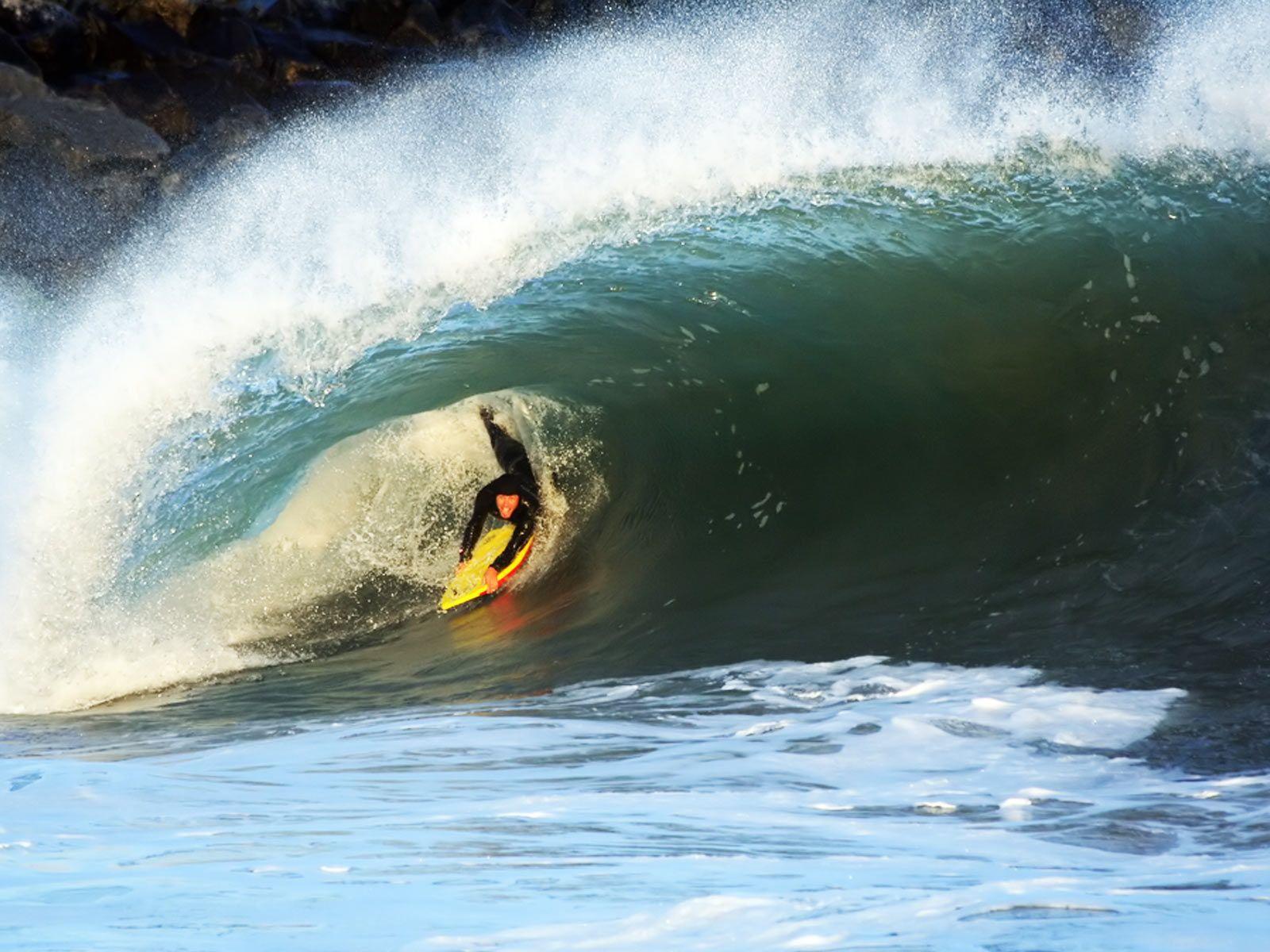 Desktop Wallpaper · Gallery · Sports · Surfing sport