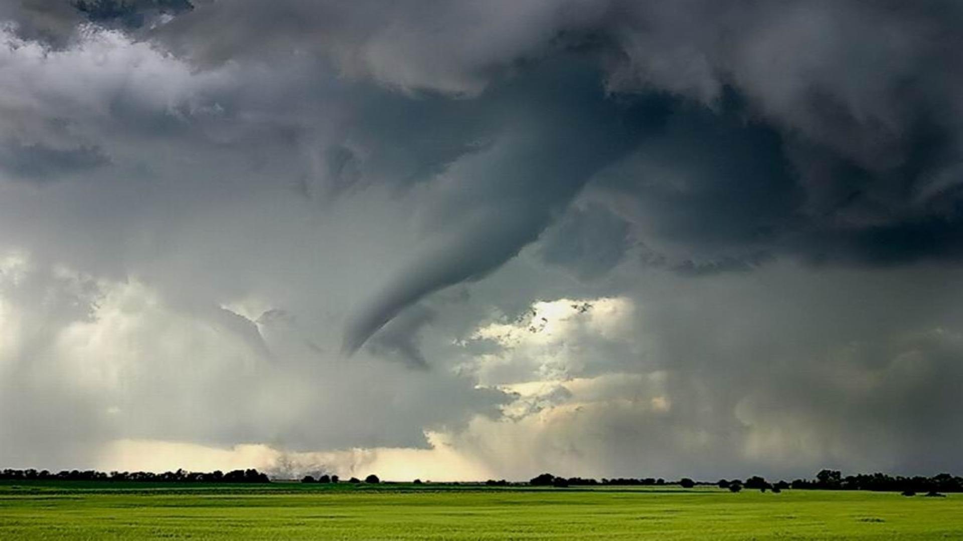 Stormy big tornado weather season free desktop background