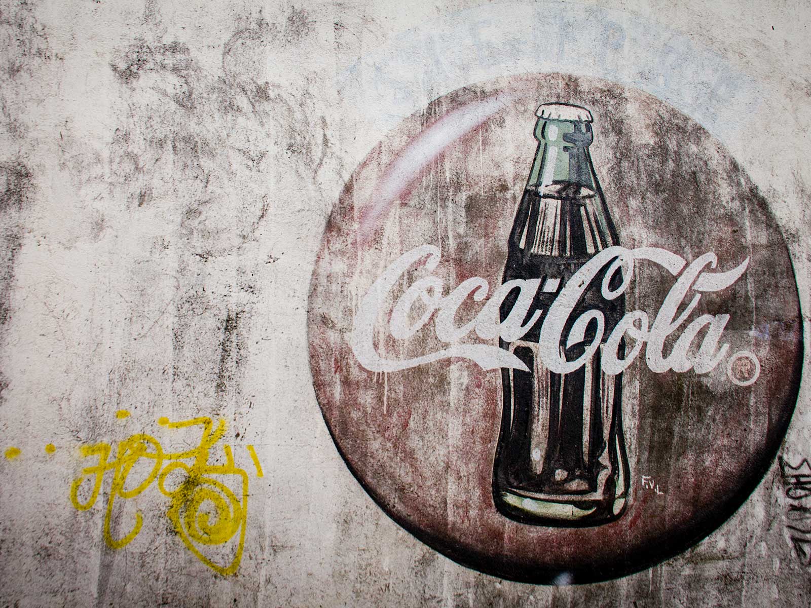 Photo and Wallpaper: Weathered Coke Ad, Granada Nicaragua