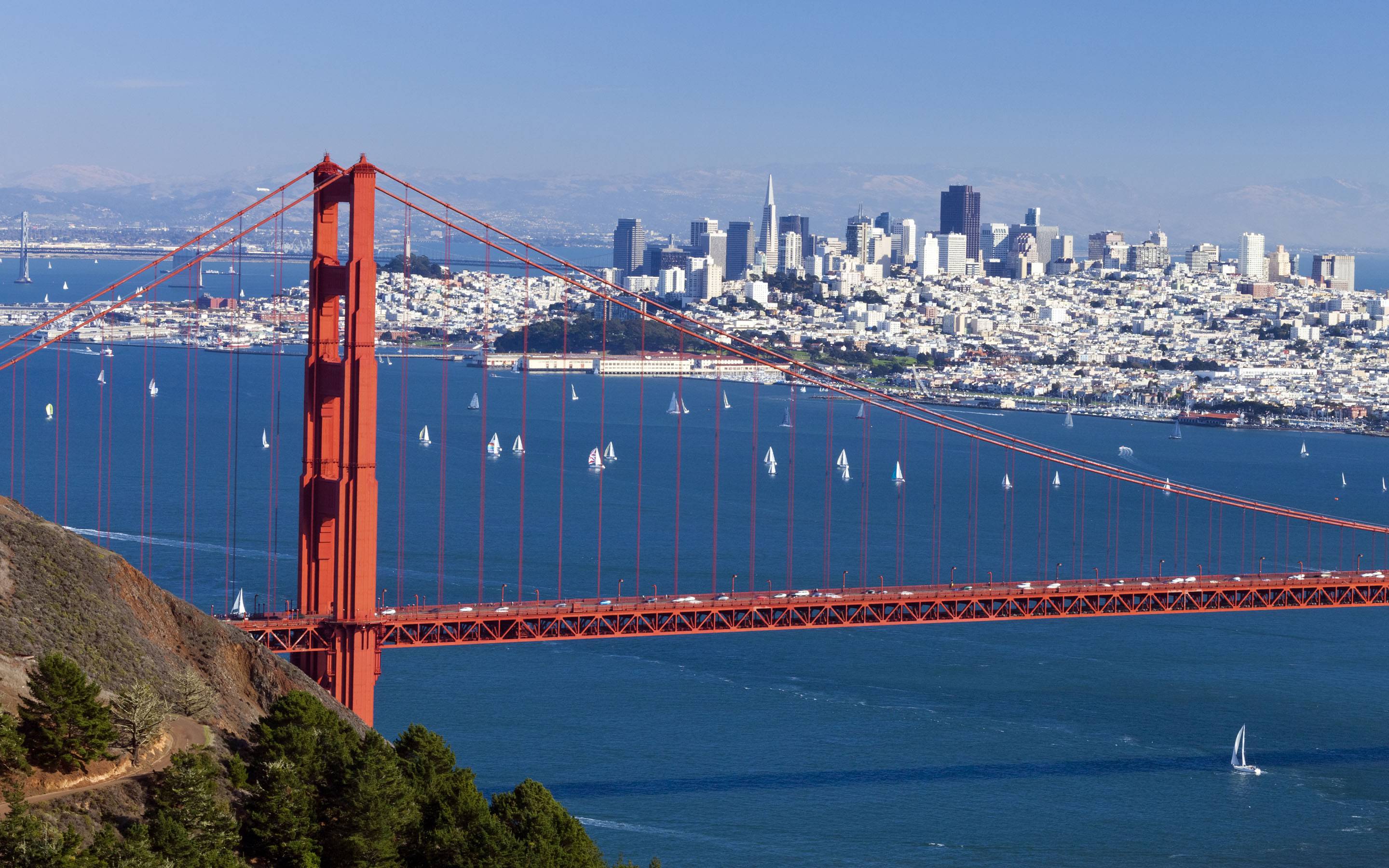 Golden Gate Bridge, History, Park and Photo Gallery