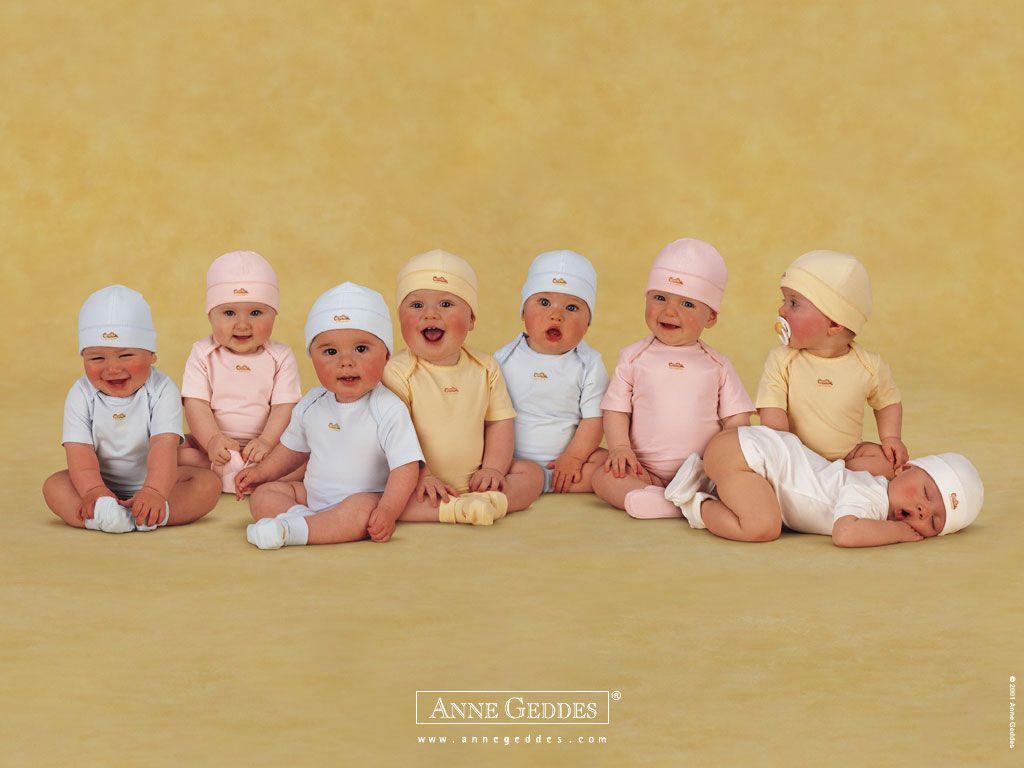 Huge Cute babies Wallpaper