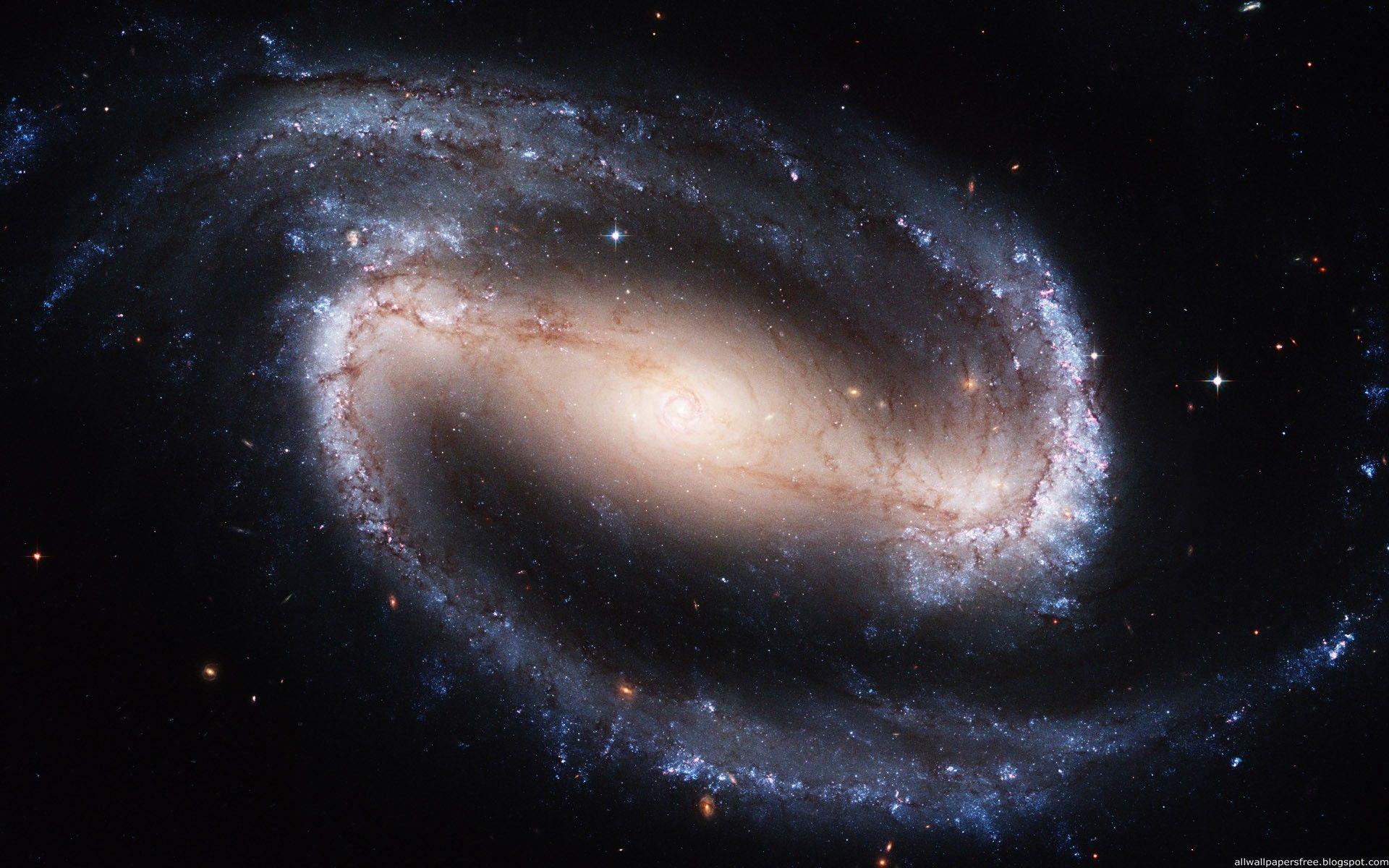 Pix For > Hubble Telescope Wallpaper Andromeda