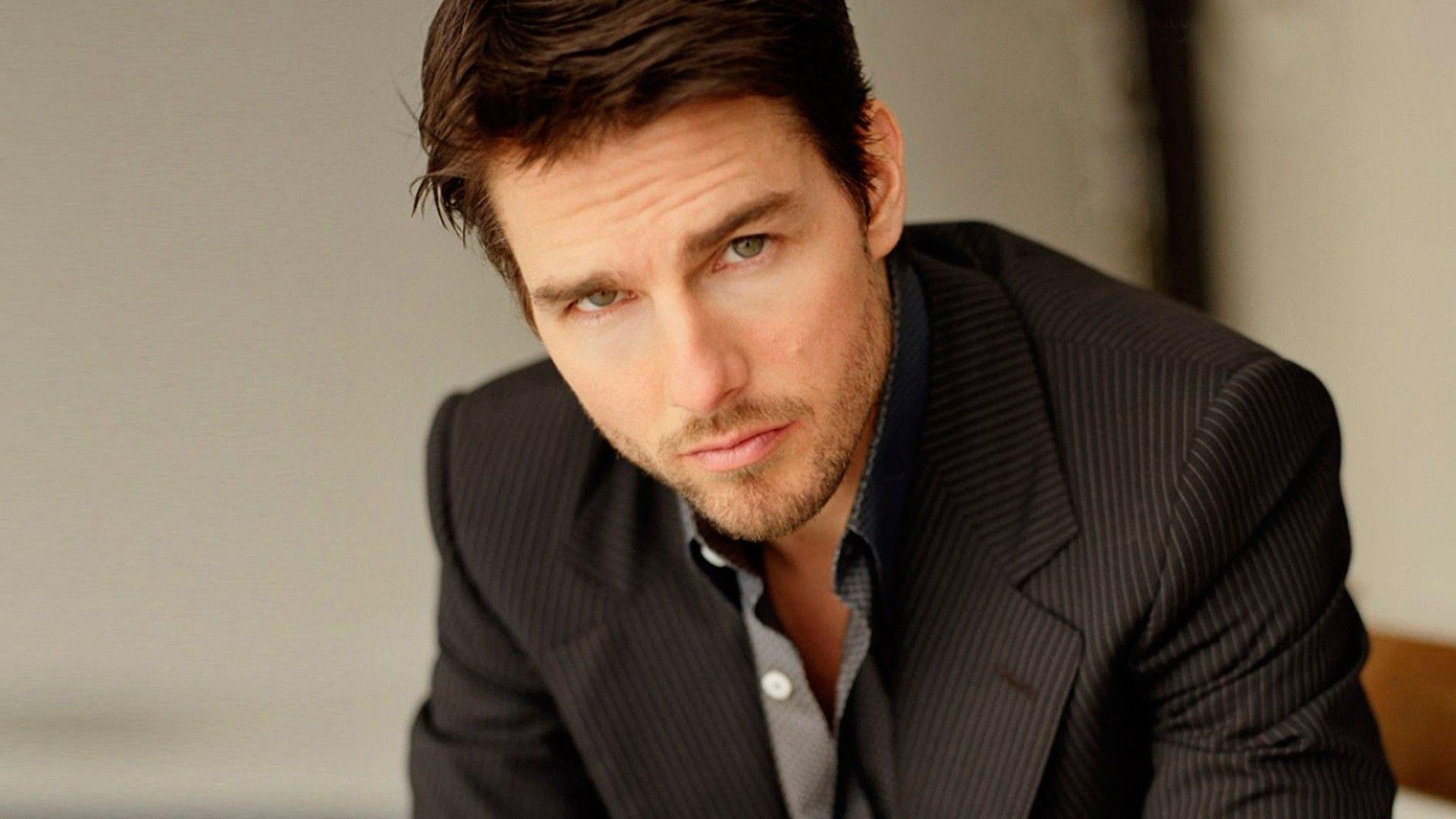 Tom Cruise Actor Hollywood Wallpaper