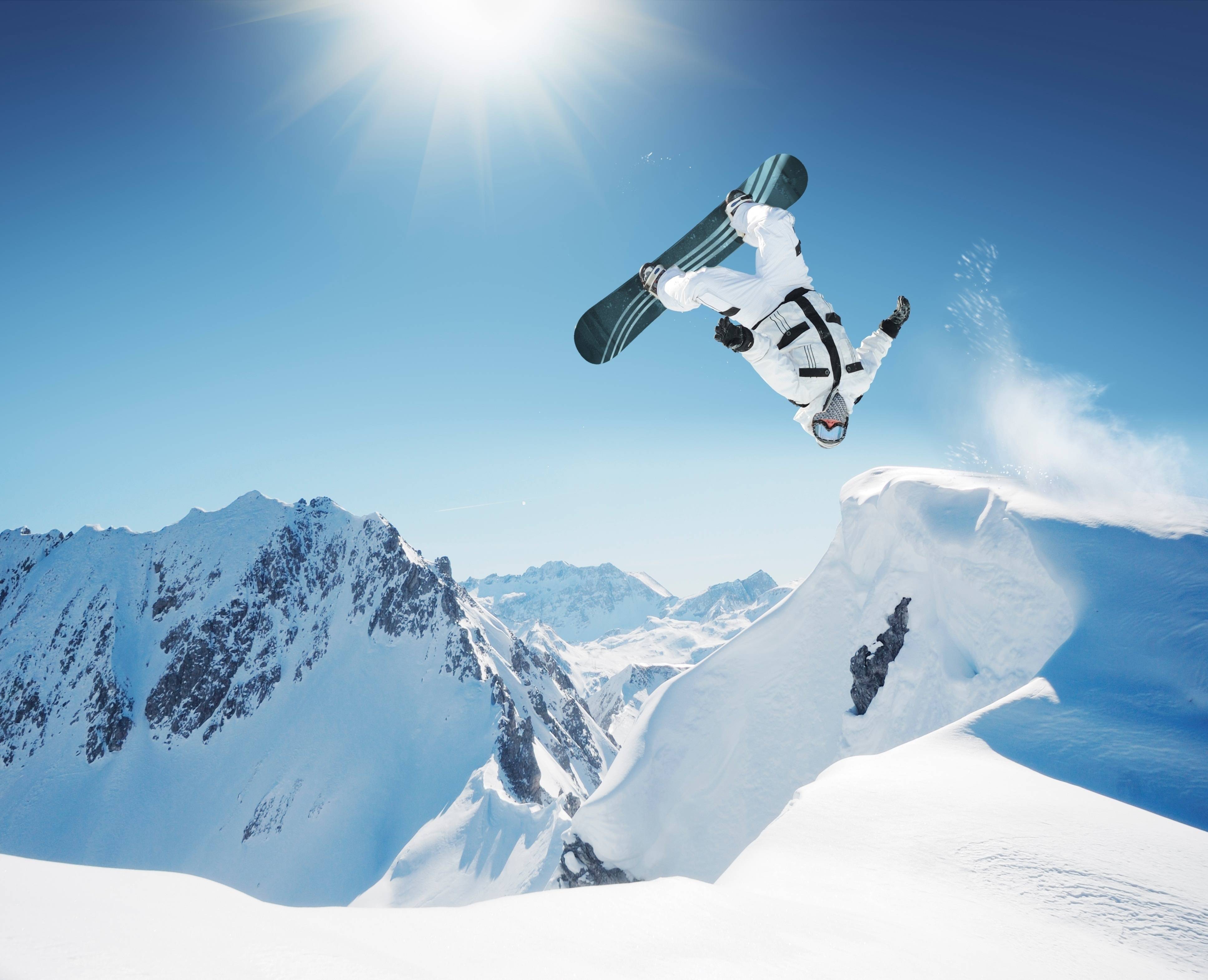 Snowboarding Desktop Wallpaper FREE on Latoro.com