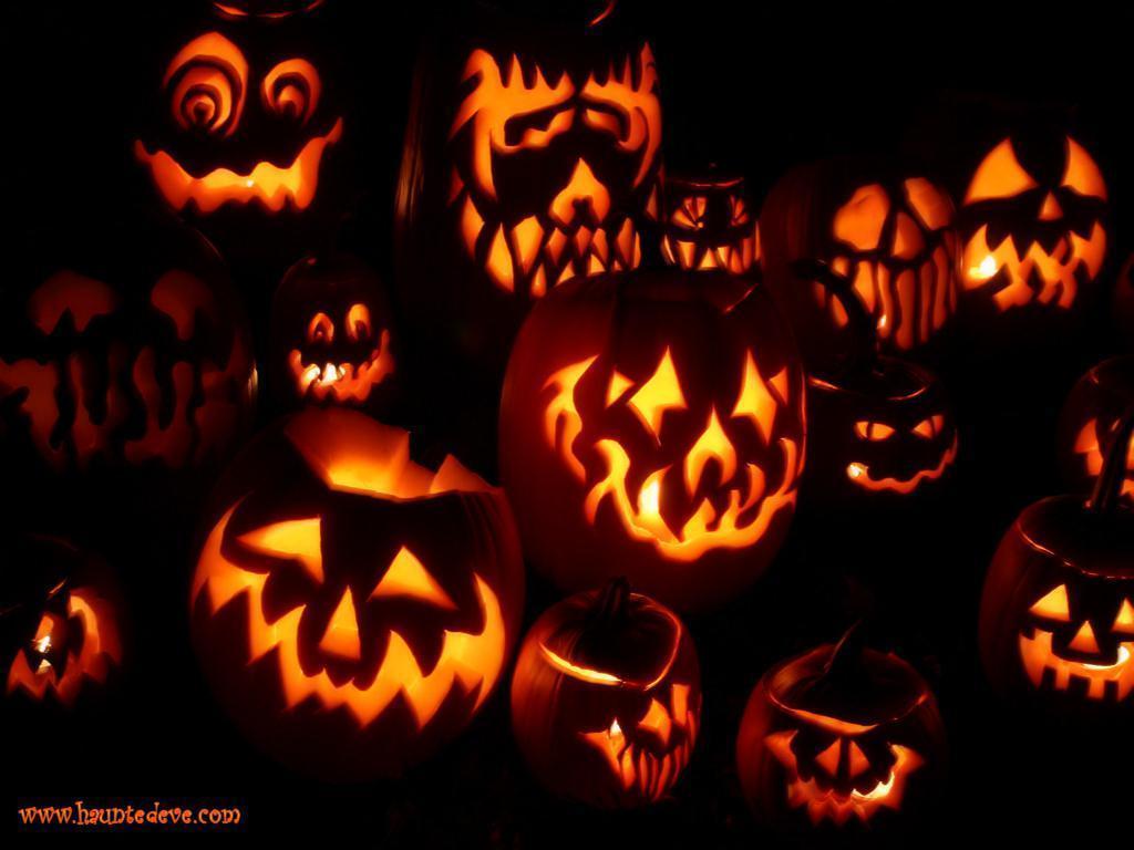 Wallpaper For > Spooky Halloween Background Desktop