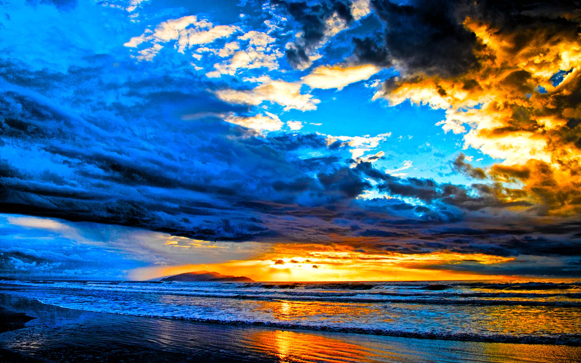 Wallpaper For > Blue Beach Sunset Wallpaper