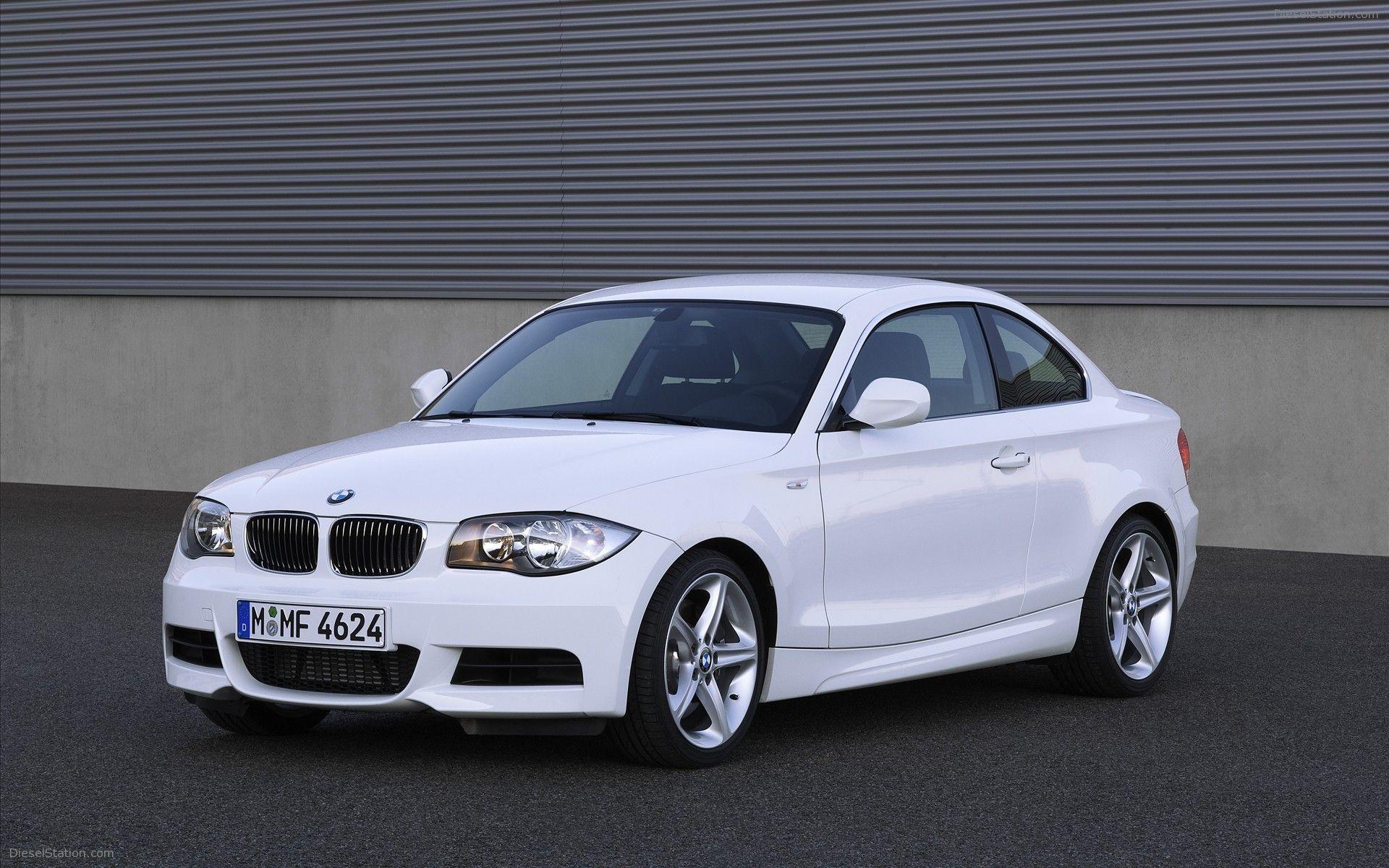 BMW 135i Coupe and Convertible 2011 Widescreen Exotic Car Picture