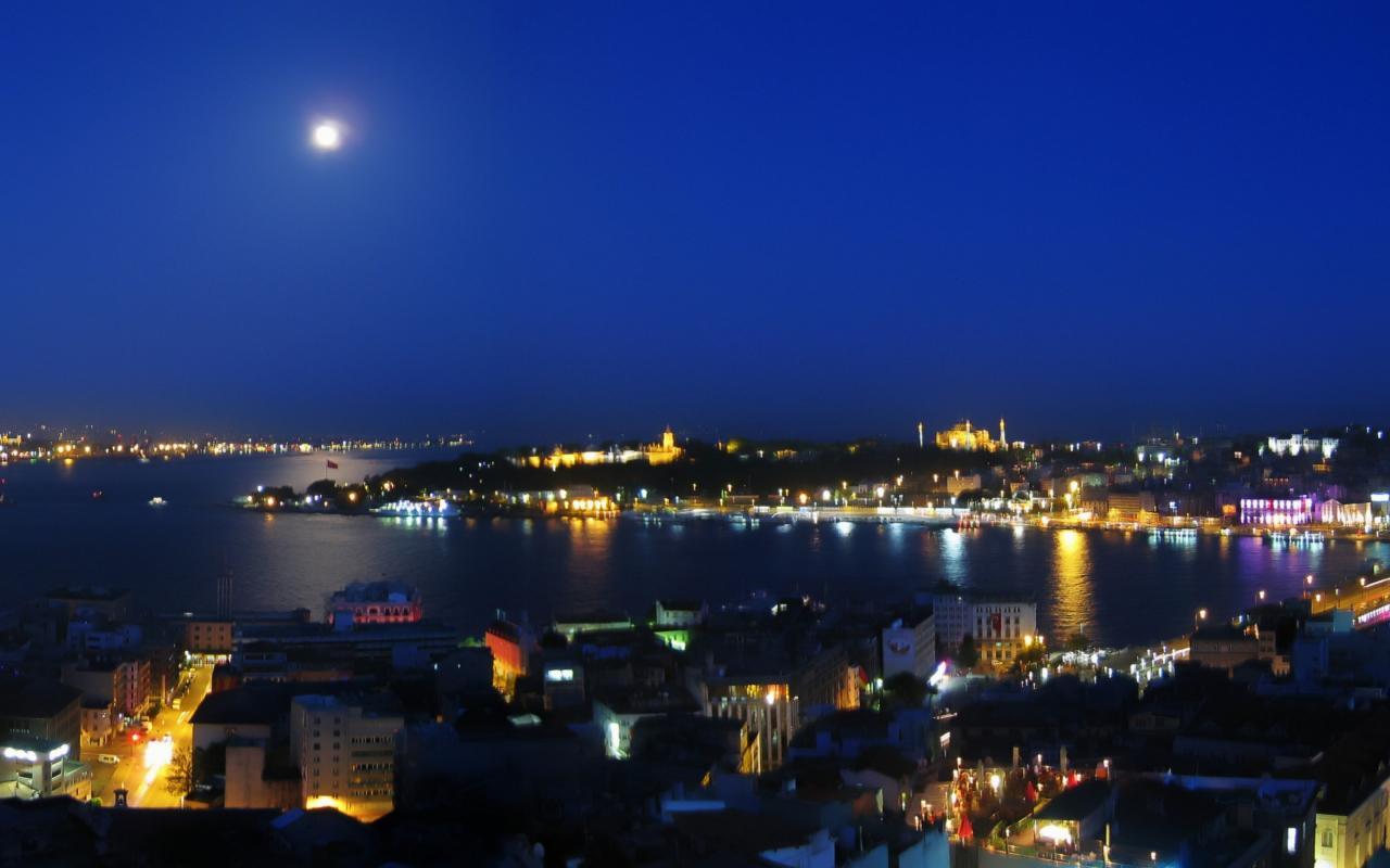 Blue Istanbul Turkey European cities Wallpaper 1280x800. Hot HD