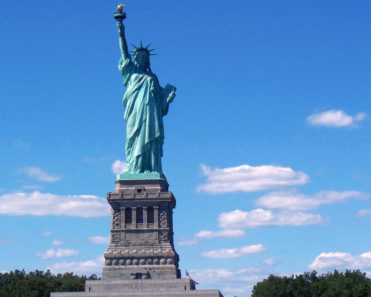 Statue Of Liberty Monument wallpaper
