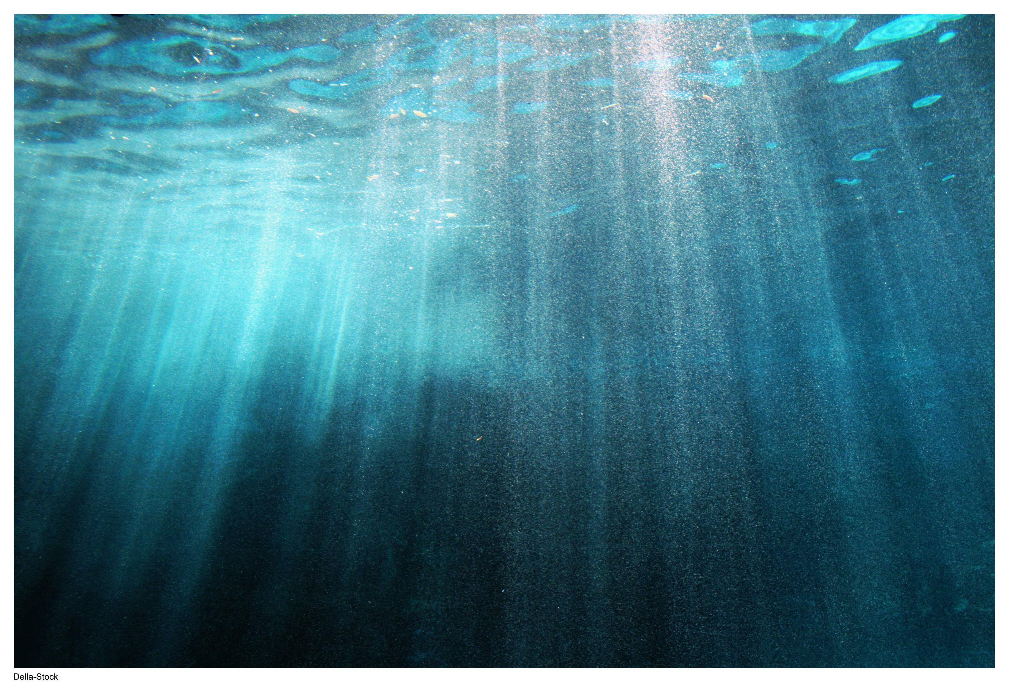 image For > Dark Underwater Background