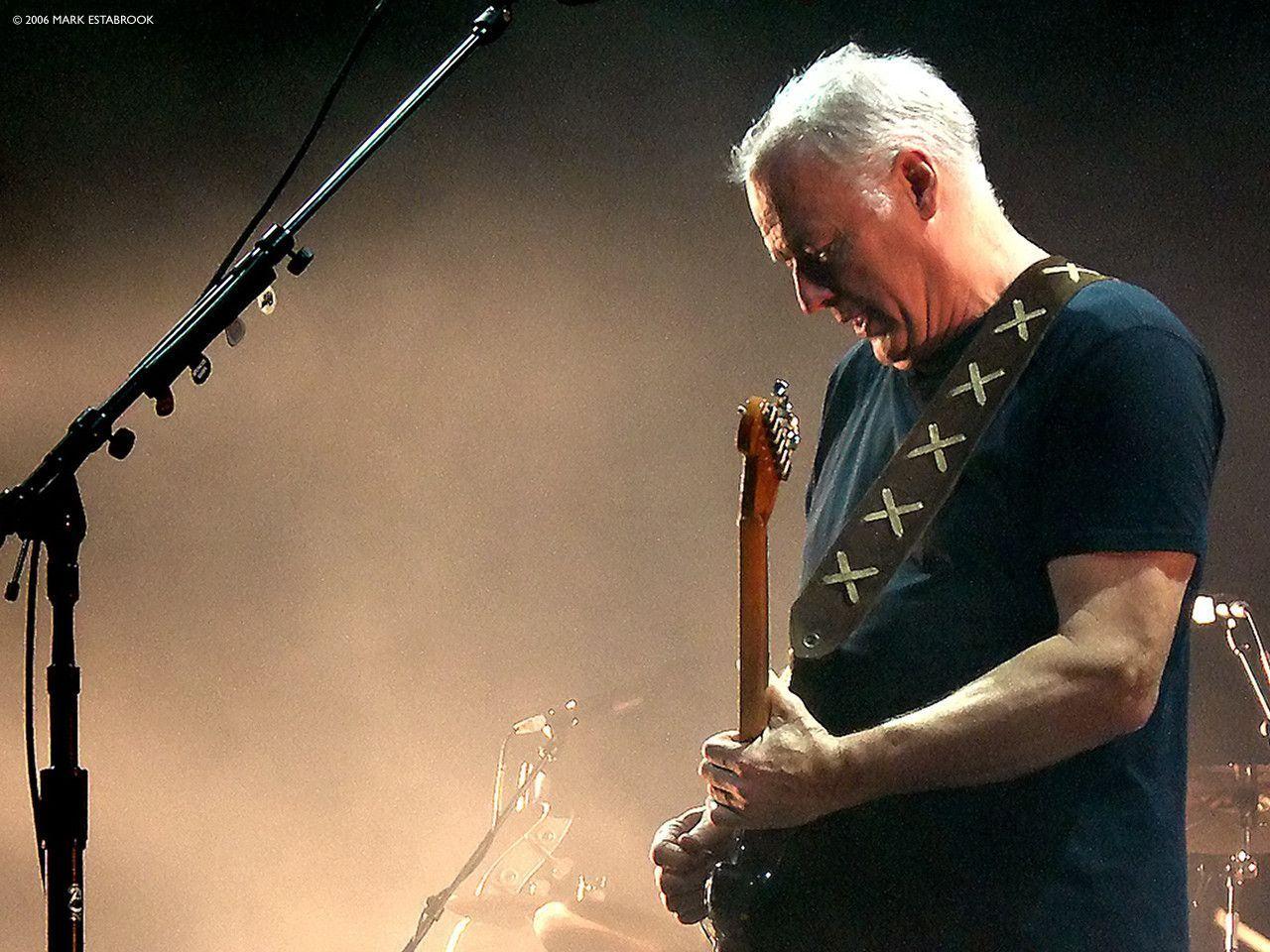 Pink Floyd news - Brain Damage Gilmour tour wallpaper