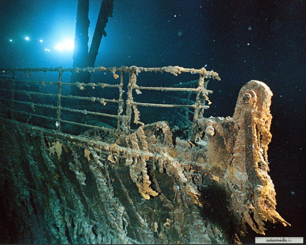 Titanic Railing Ocean Life 1280x1024 Deluxe Wallpaper