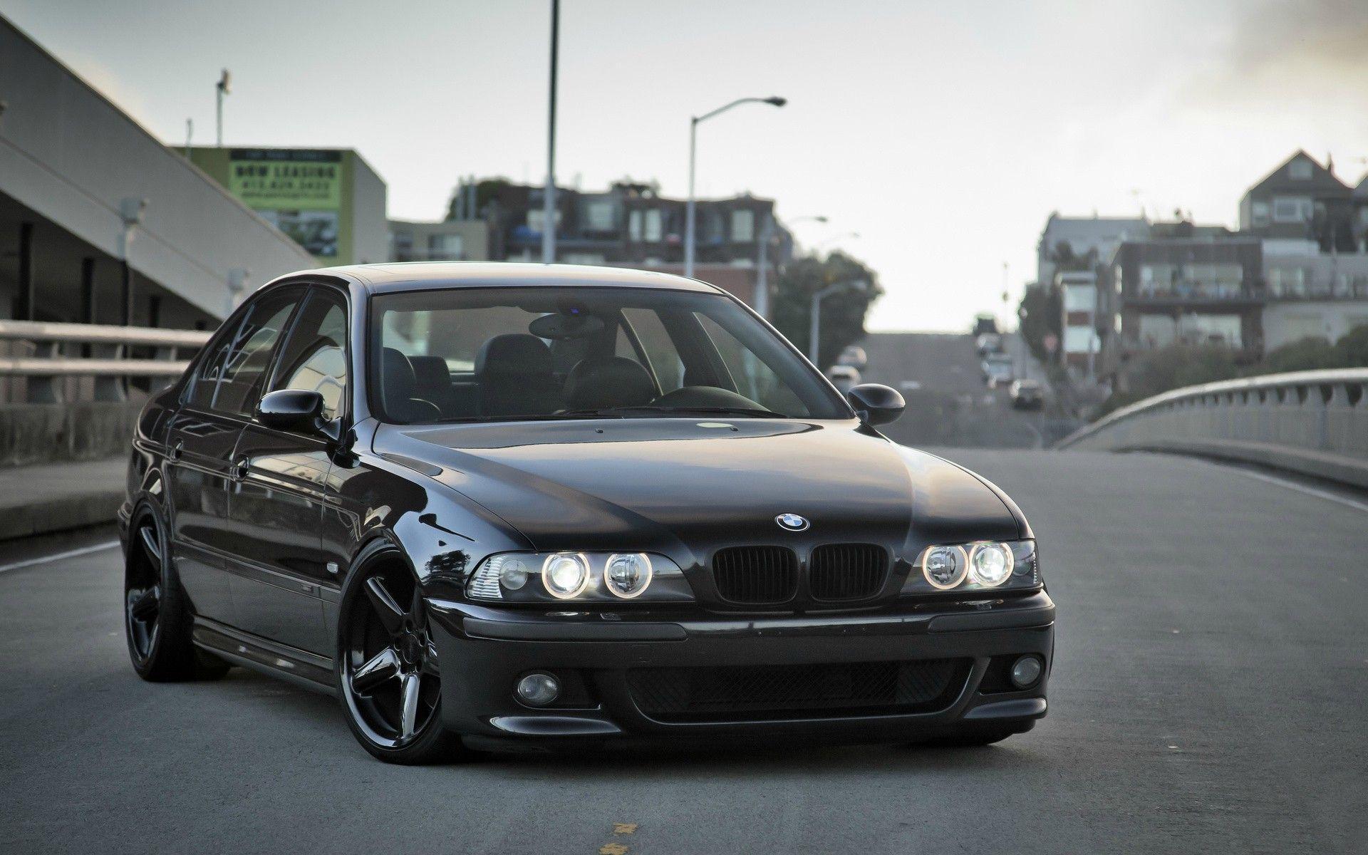 BMW E39 M5 Wallpaper