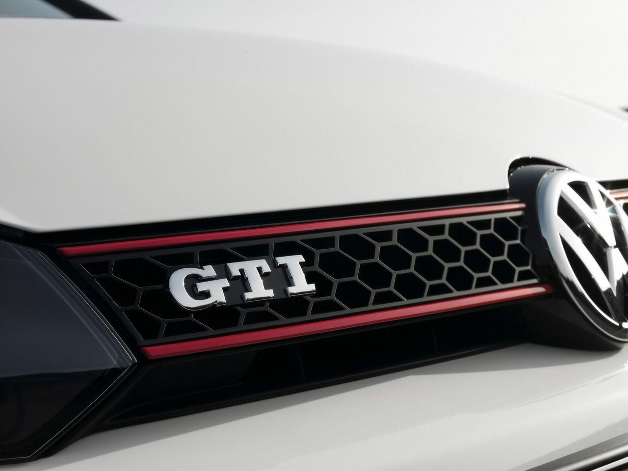 VW Golf GTI: Wallpaper for your desktop pleasure