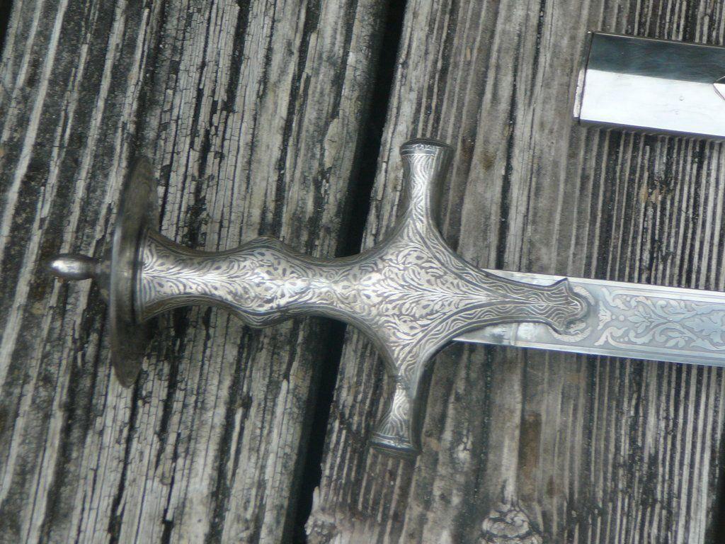 middle eastern dance sword