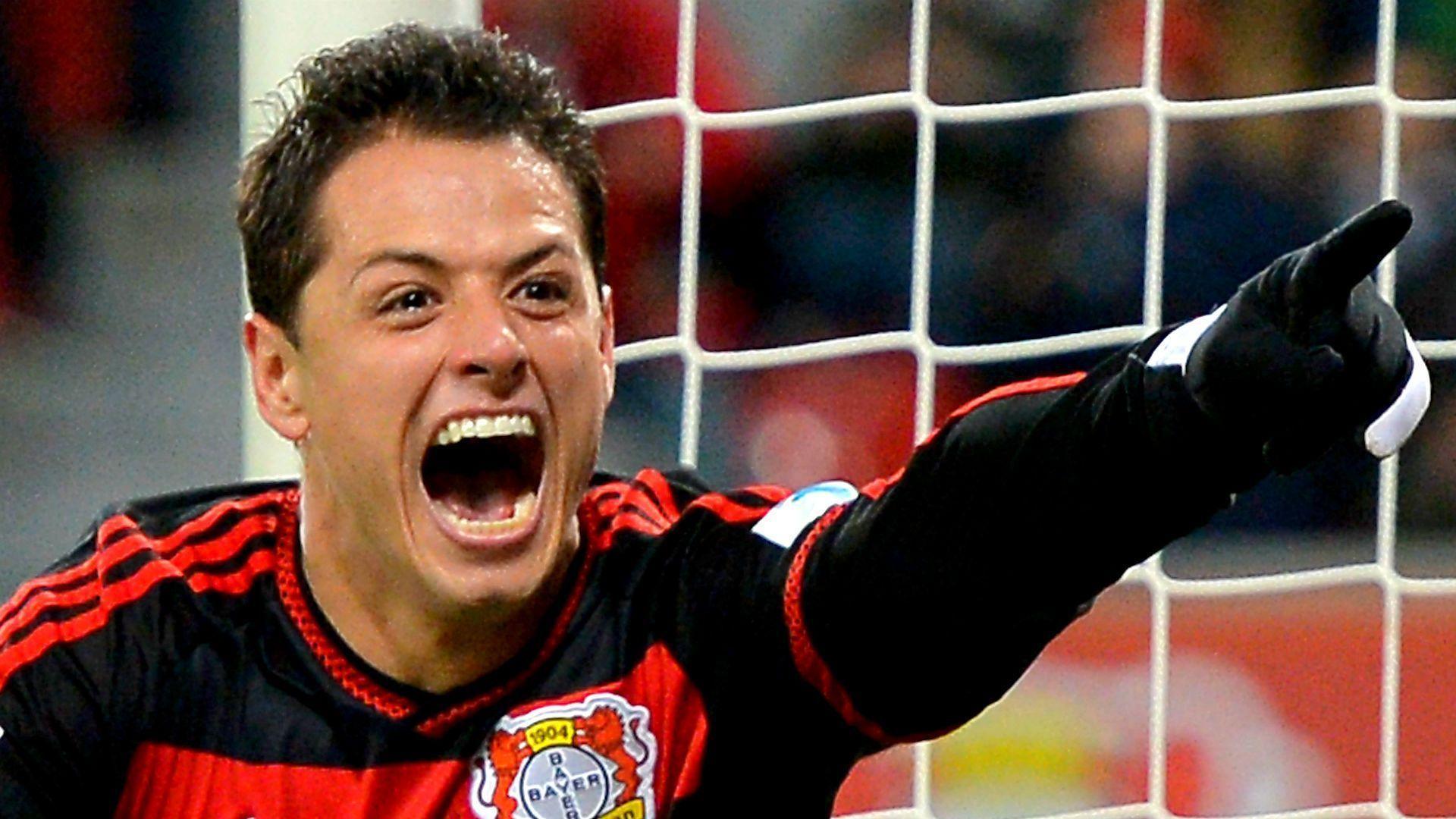 Mexico&;s Javier Hernandez explodes for three goals in 15 minutes