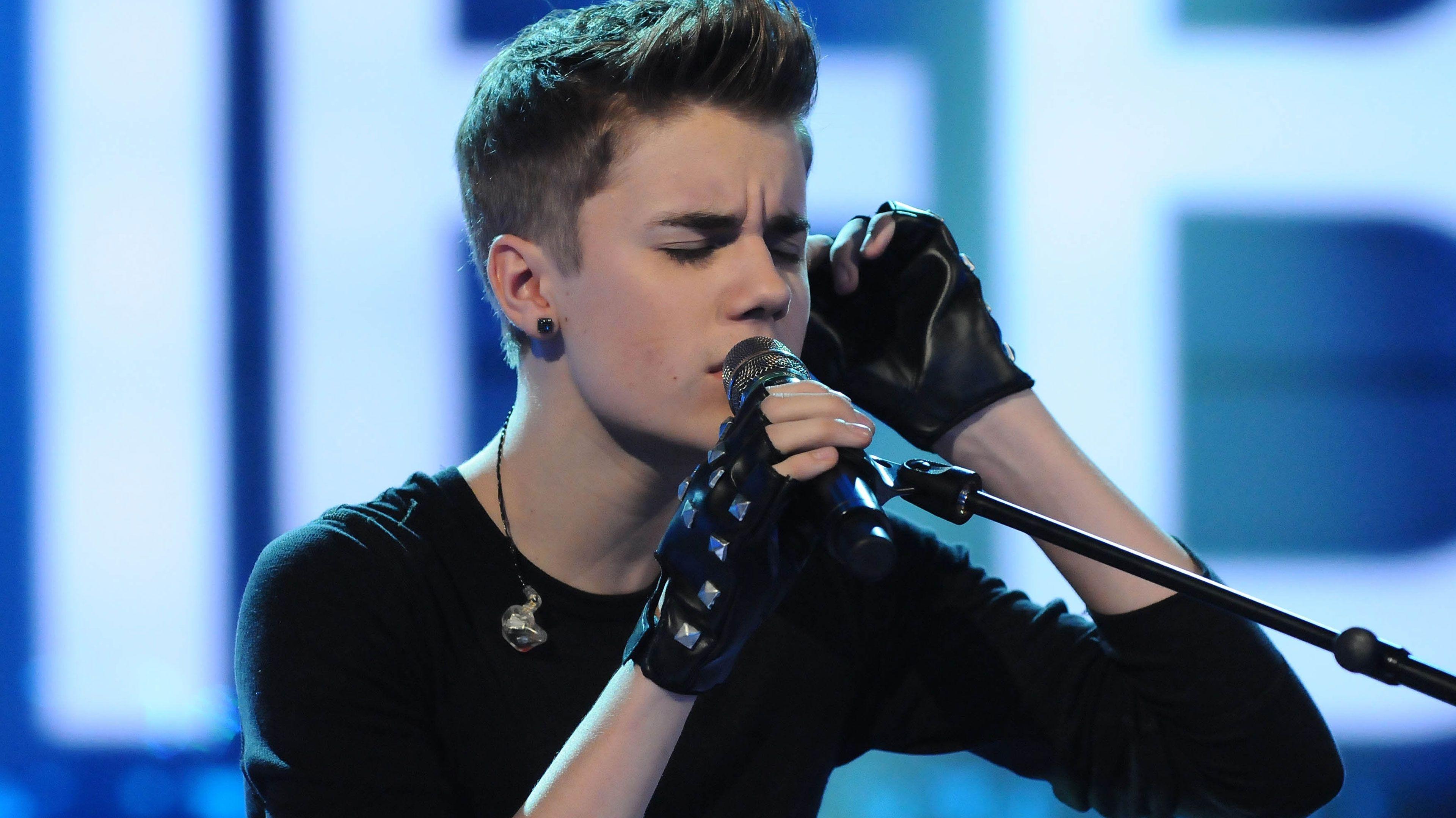 Justin Bieber Singing Live 16 9 Ultra HD, UHD