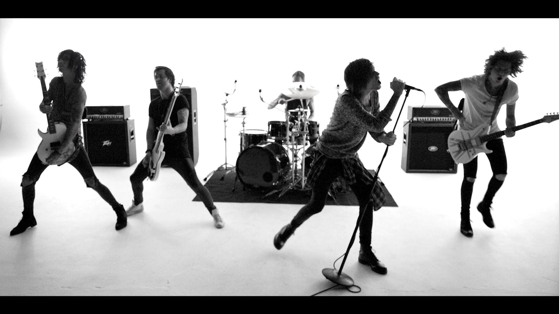 Asking Alexandria Black (Official Music Video)