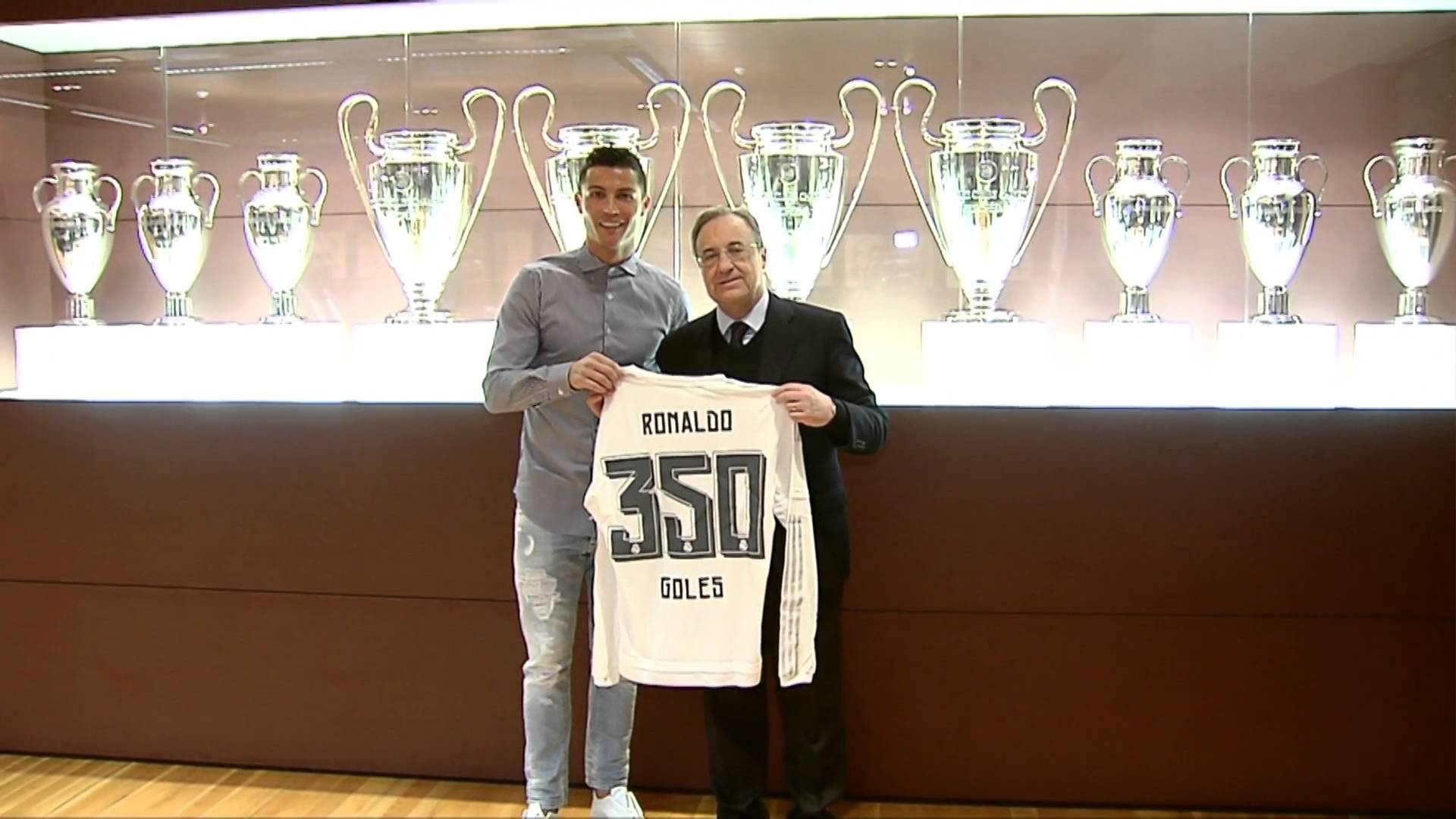Friends again? Cristiano Ronaldo celebrates 350 Real Madrid goals